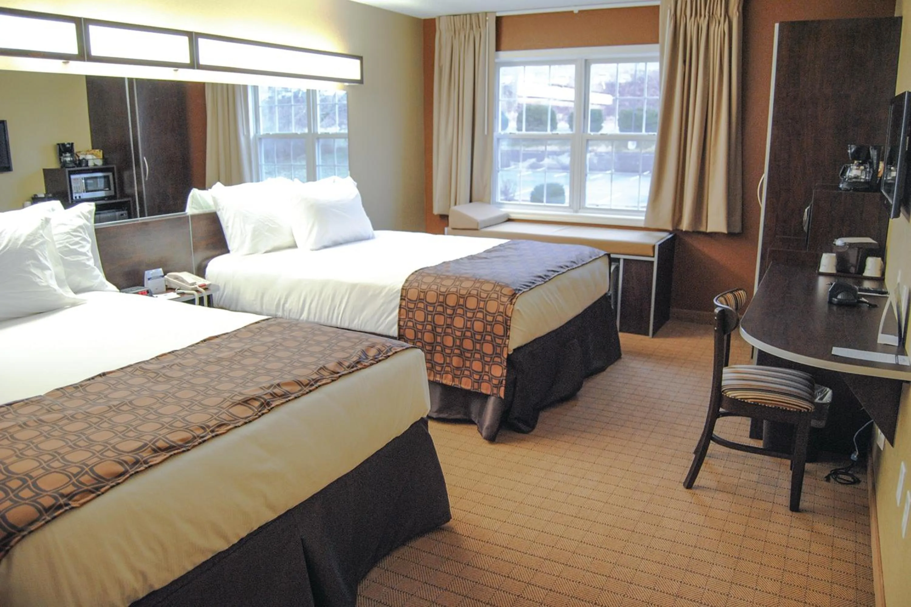 Queen Room with Two Queen Beds - Non-Smoking in Microtel Inn & Suites By Wyndham Mineral Wells/Parkersburg