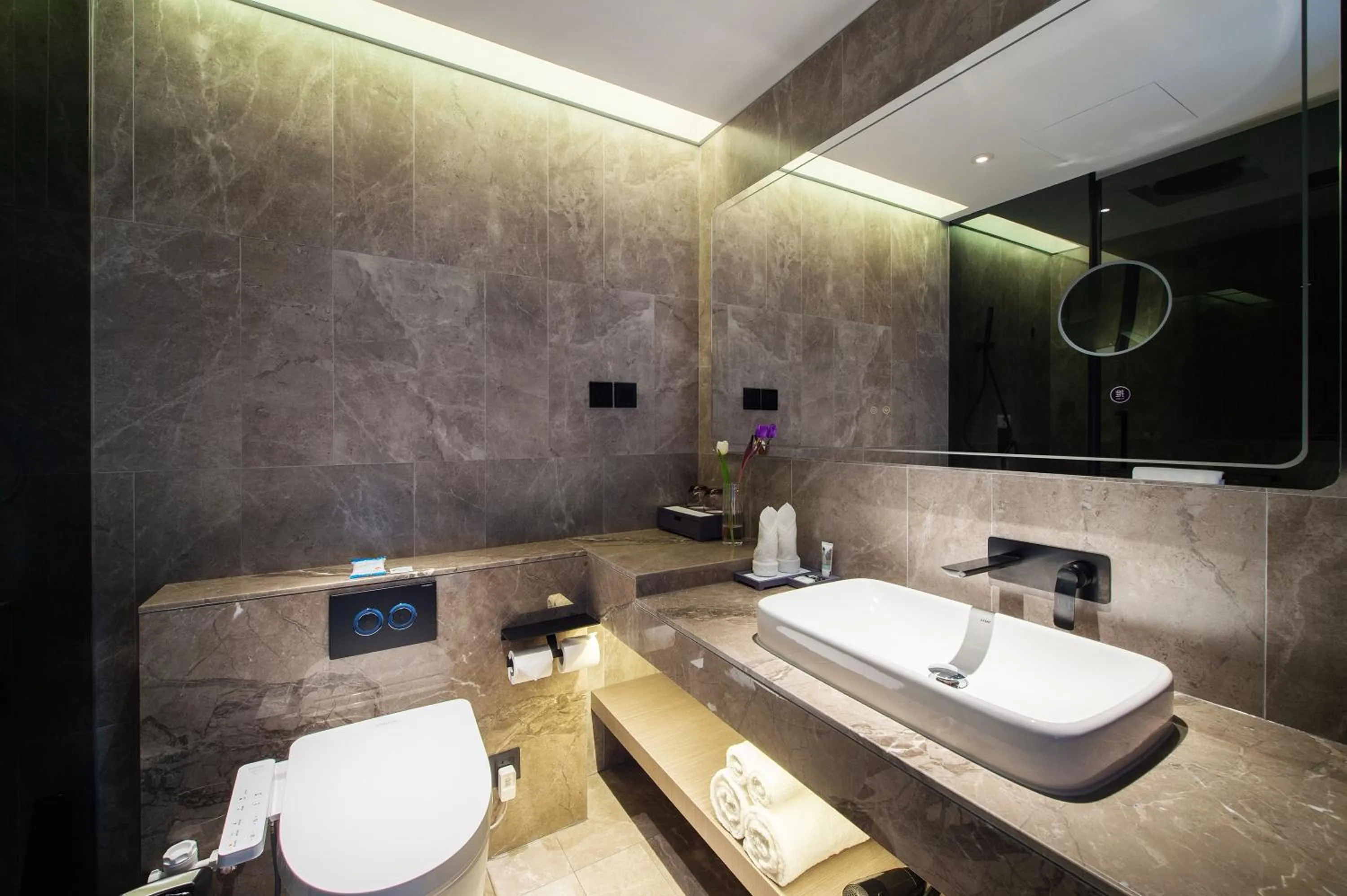 Deluxe King Room in Mercure Harbin Central Street Sophia Church