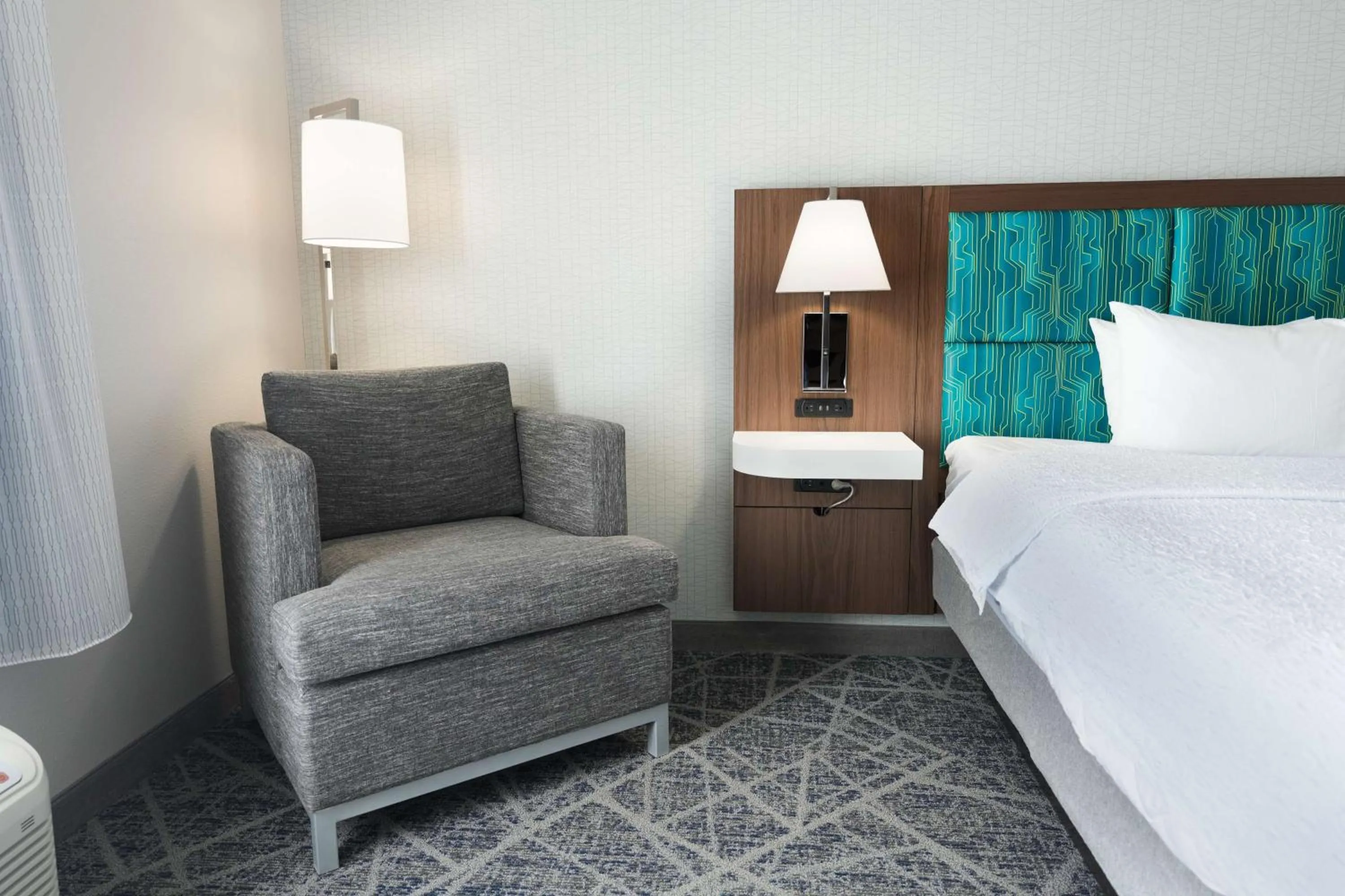 King Room with King Bed - Non-Smoking in Hampton Inn and Suites Tulsa Central