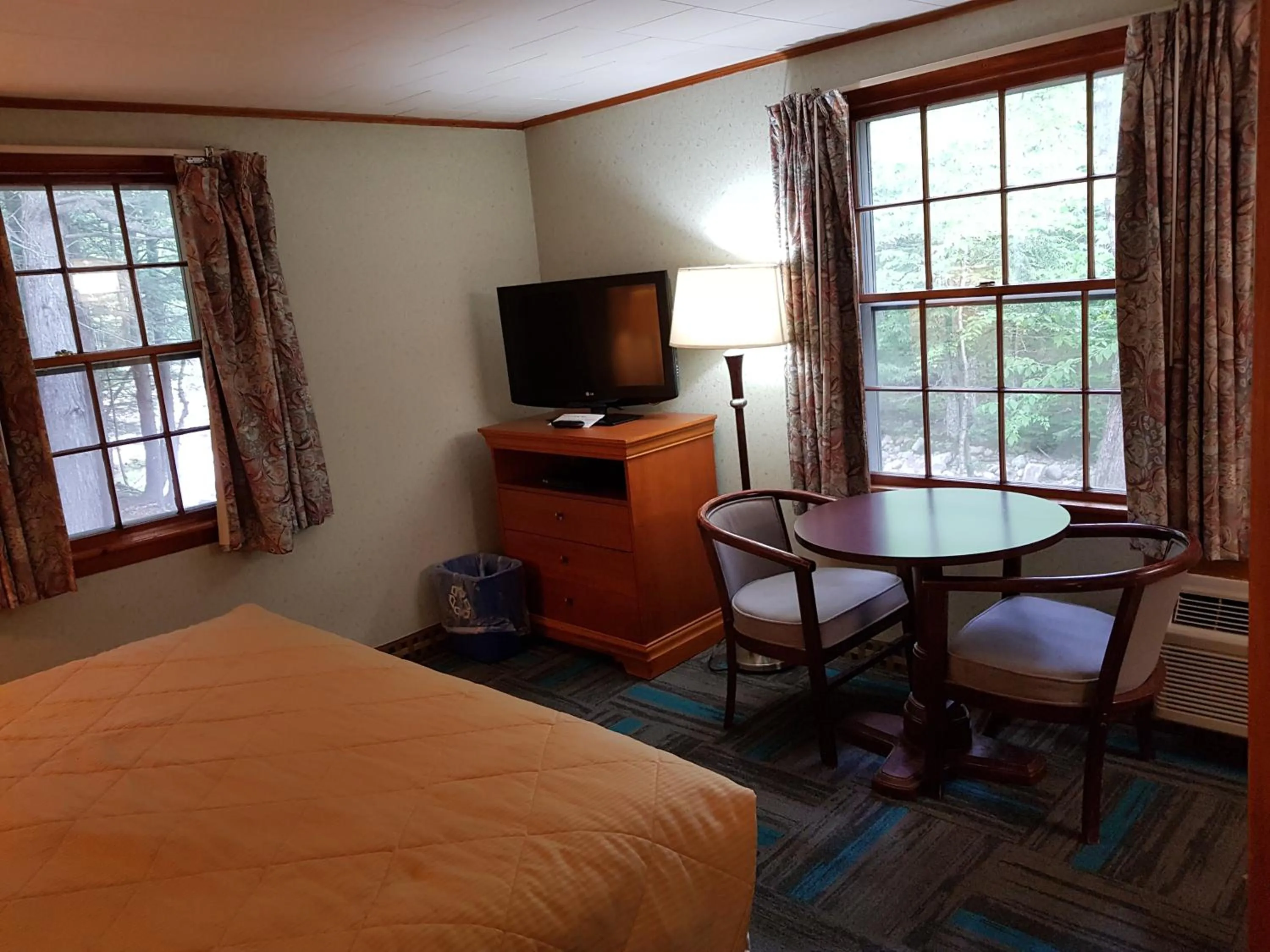 King Room in Franconia Notch Motel