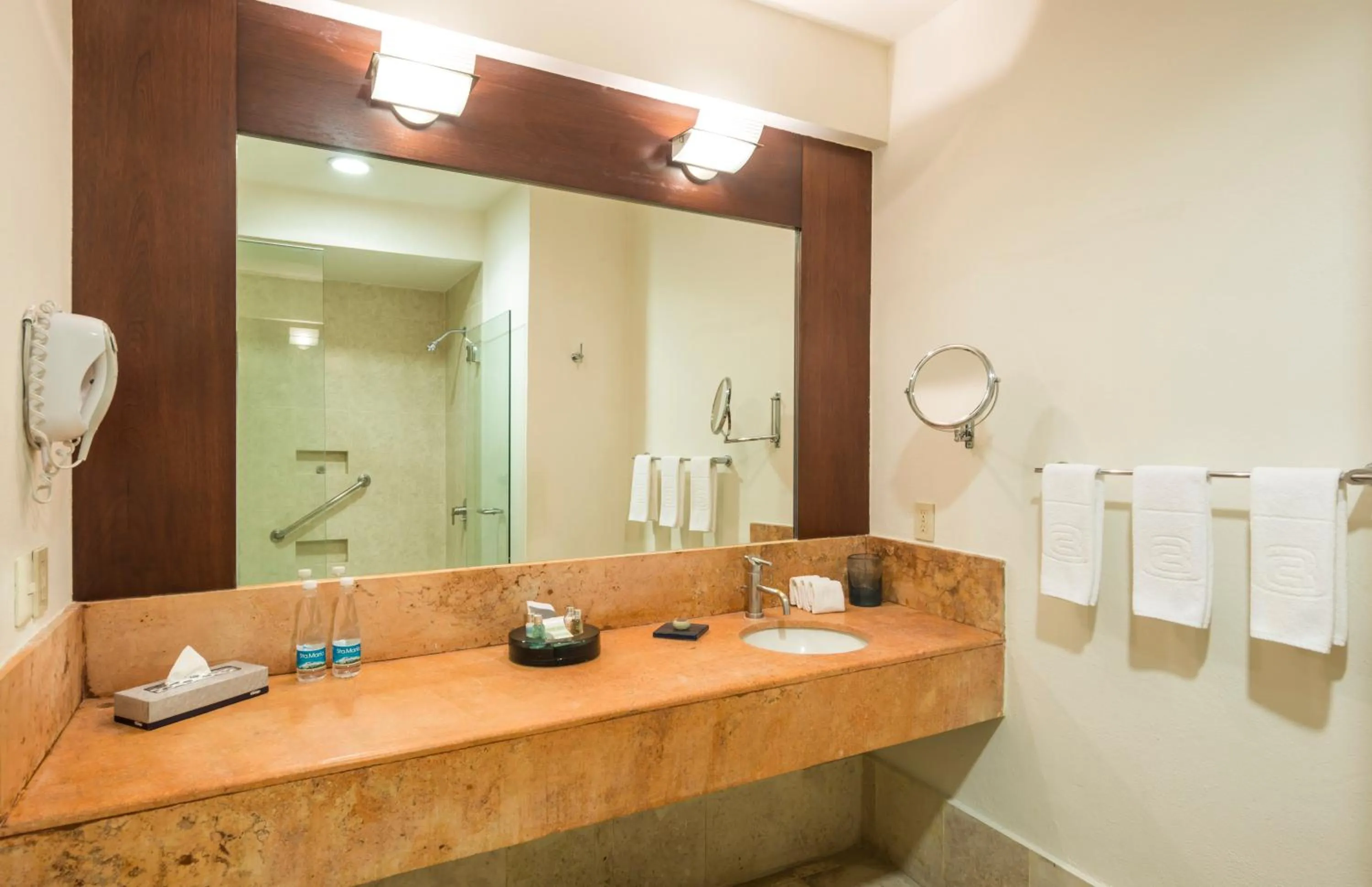 Double Two Beds in Camino Real Pachuca