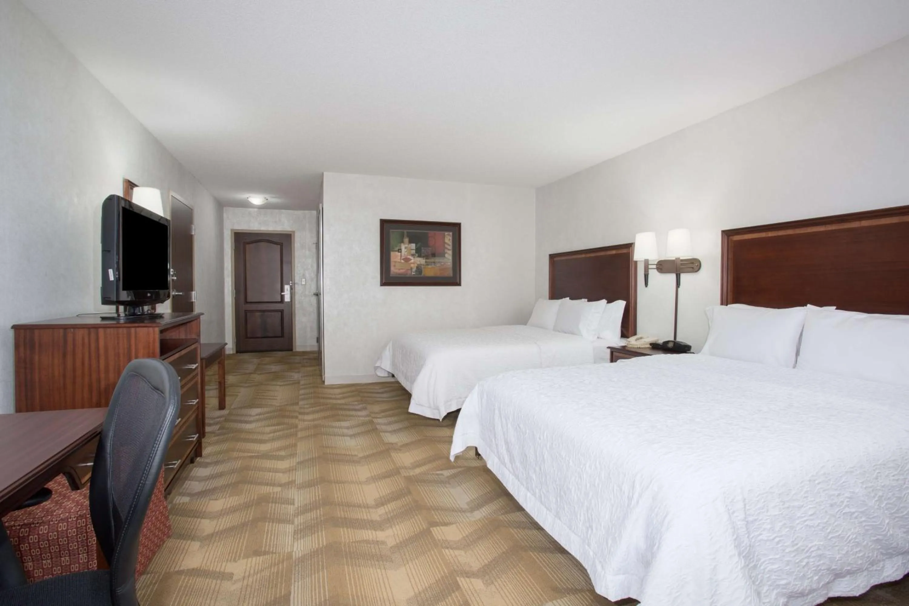 Queen Room with Two Queen Beds - Mobility and Hearing Access/Non-Smoking in Hampton Inn Siloam Springs