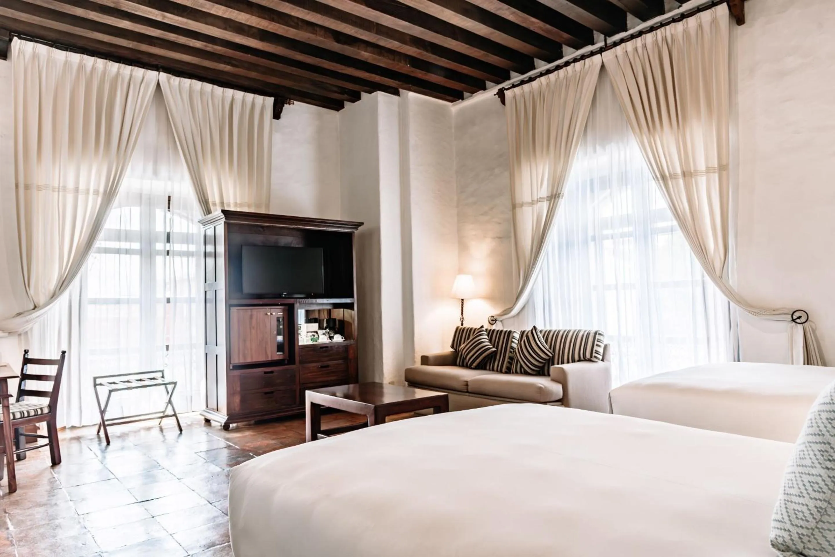 Gran Clase Two Beds in Quinta Real Oaxaca