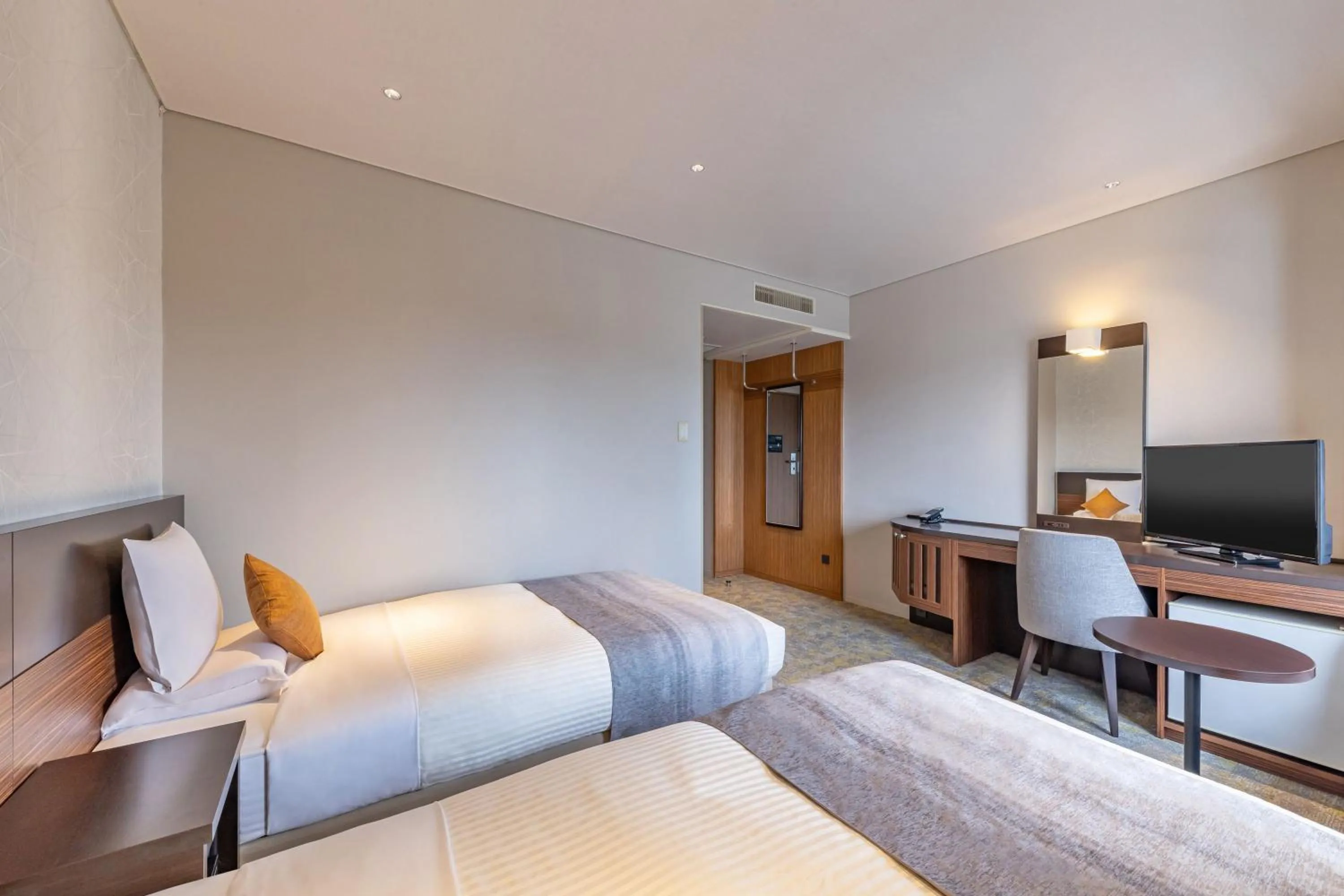 Superior Twin Room-Non Smoking - single occupancy in Art Hotel Niigata Station