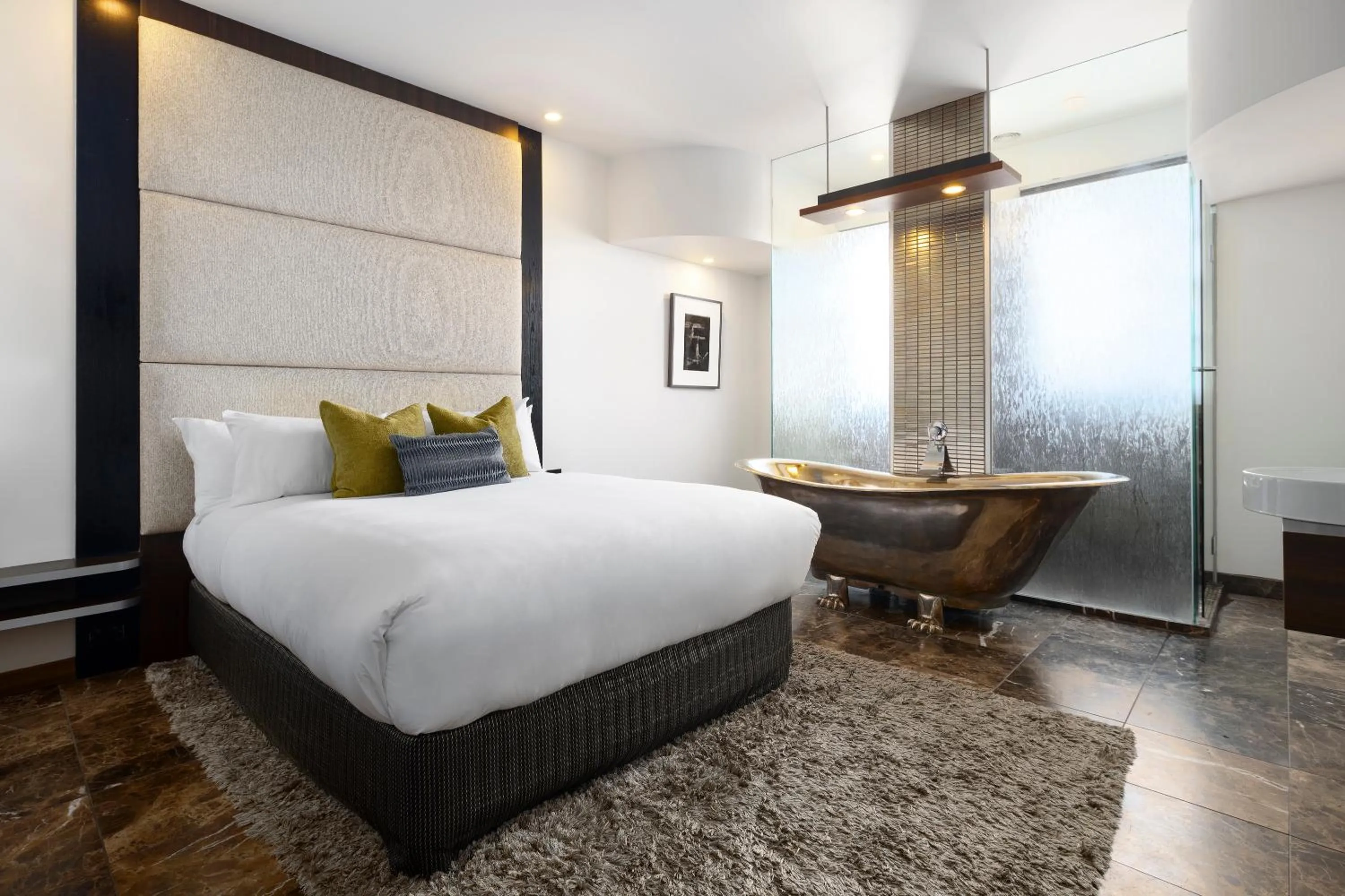 Gatsby Room in Mineral Springs Hotel Hepburn