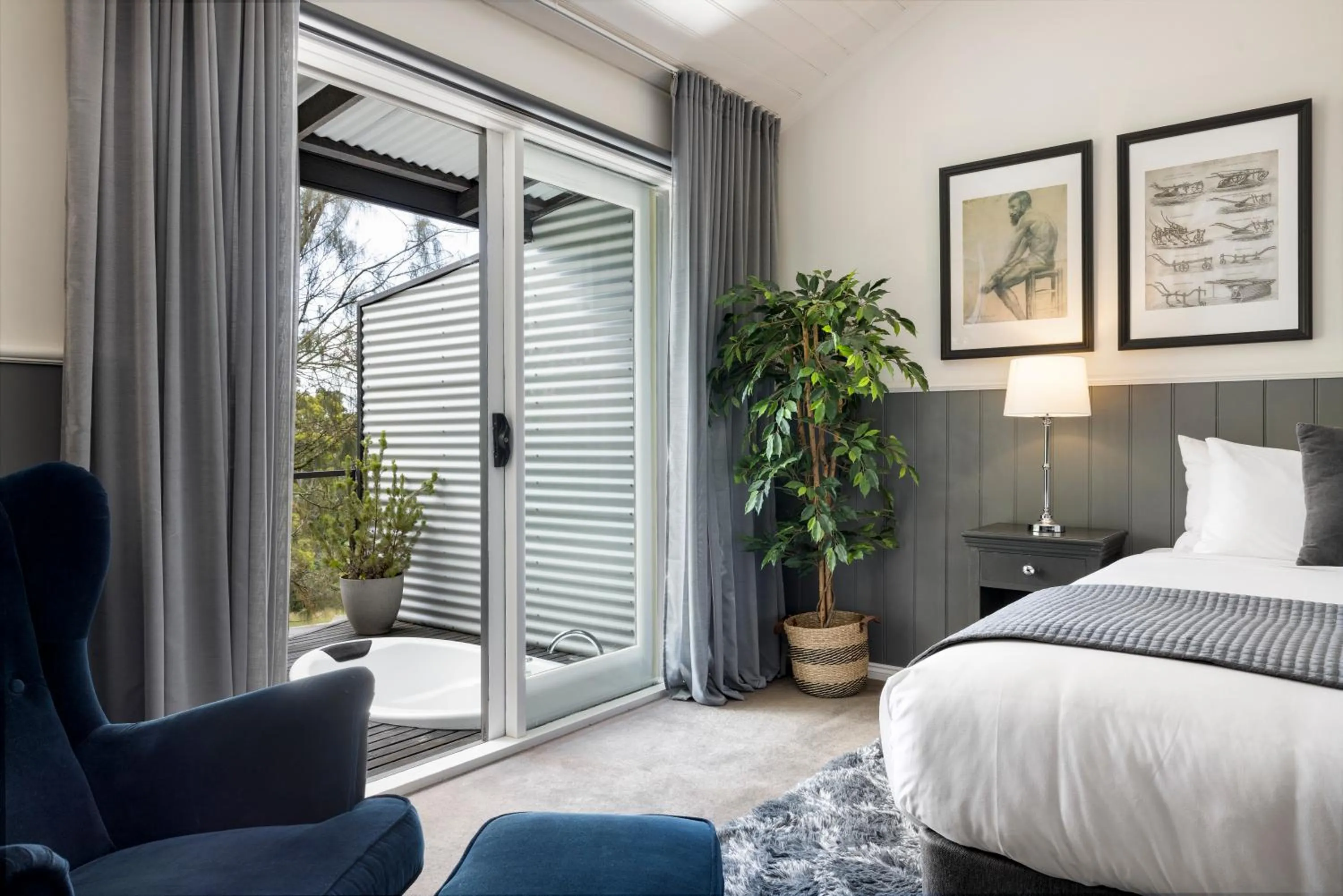 Garden Superior Room in Mineral Springs Hotel Hepburn