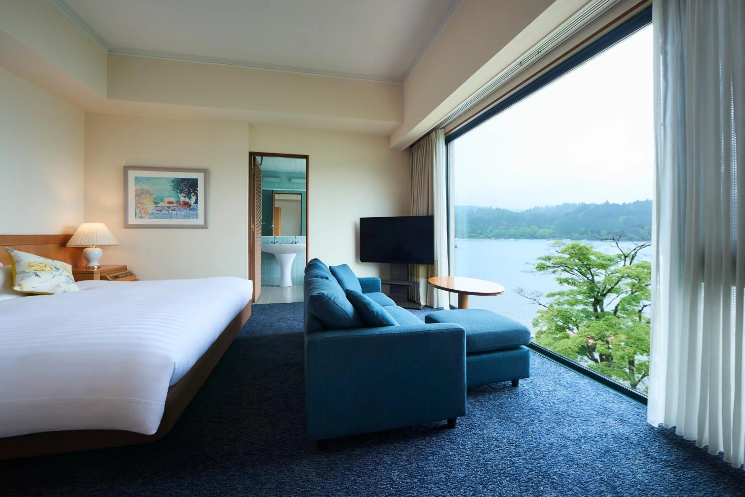 Double Room with Lake View in Hakone Hotel