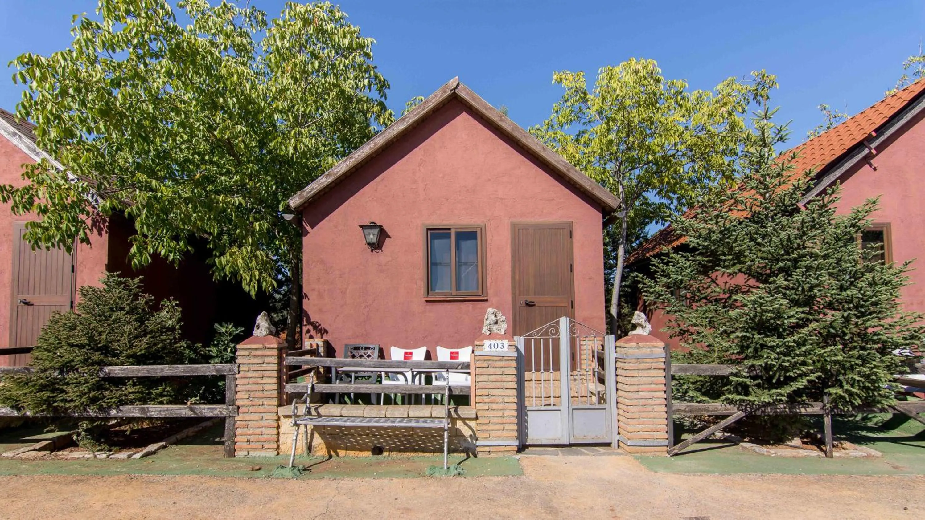 Bungalow (4 Adults) in Hotel Rural El Cortijo