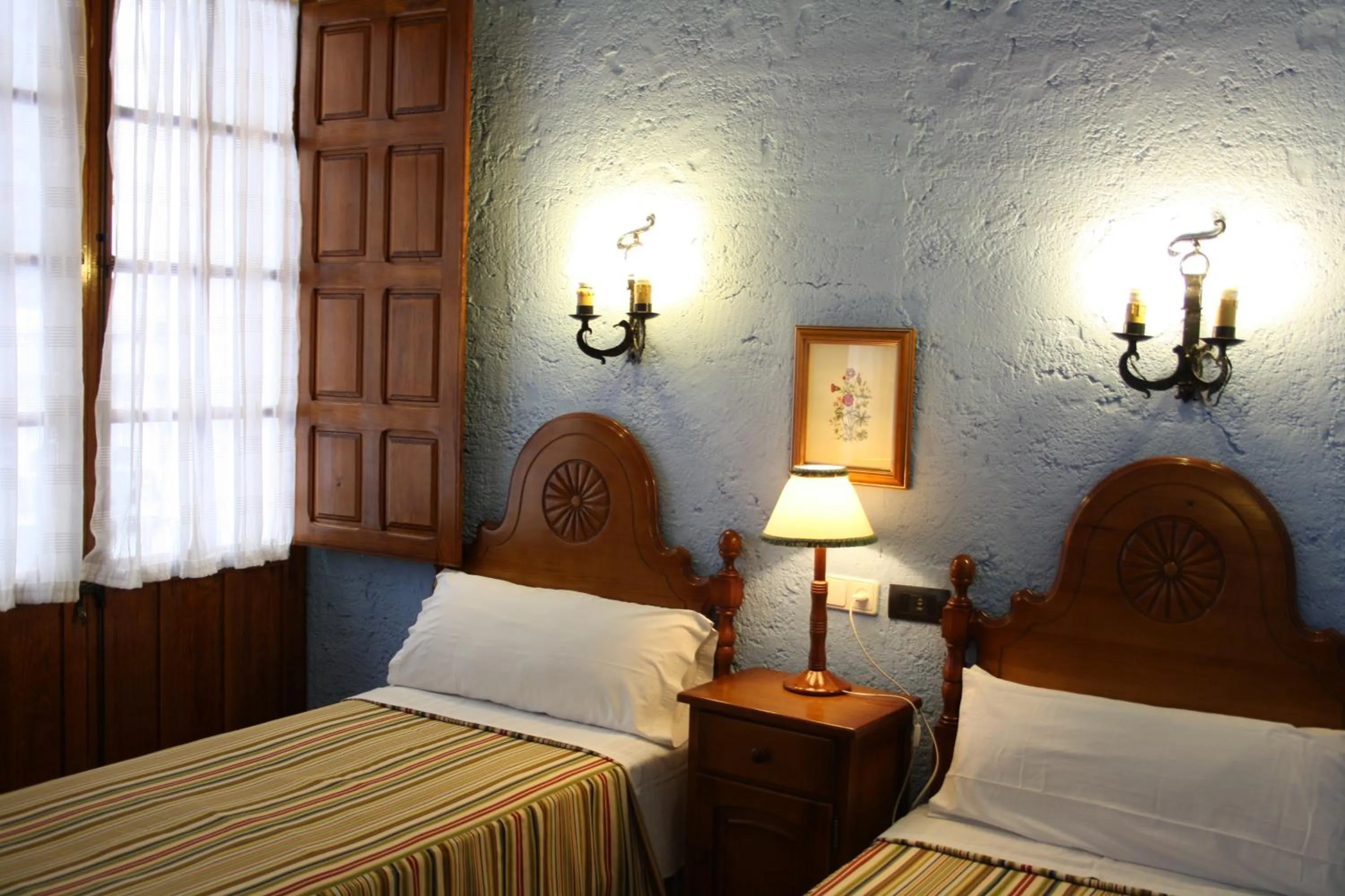 Triple Room in Hotel Hermanos Macias