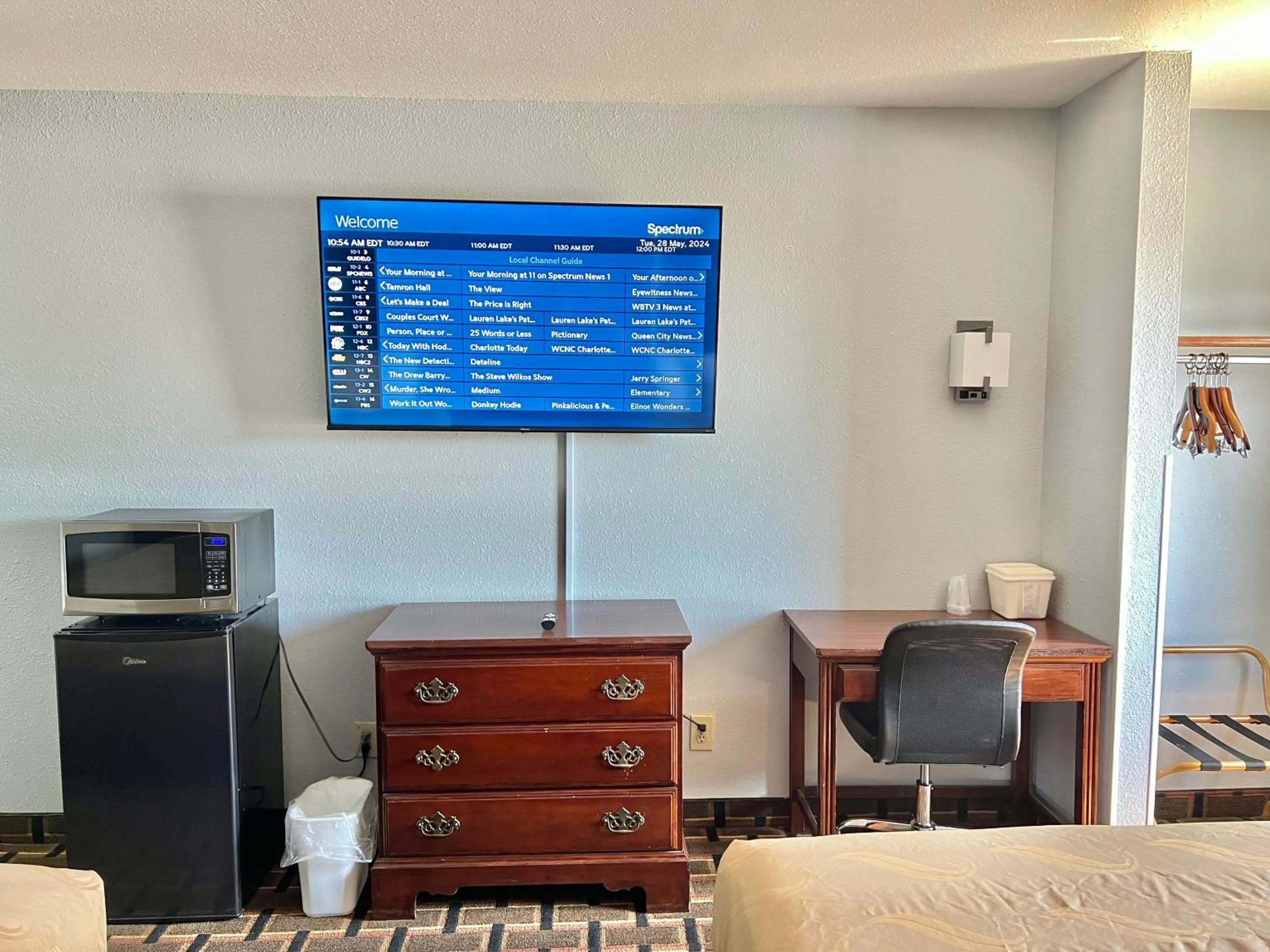 King Suite in Americas Best Value Inn and Suites Albemarle
