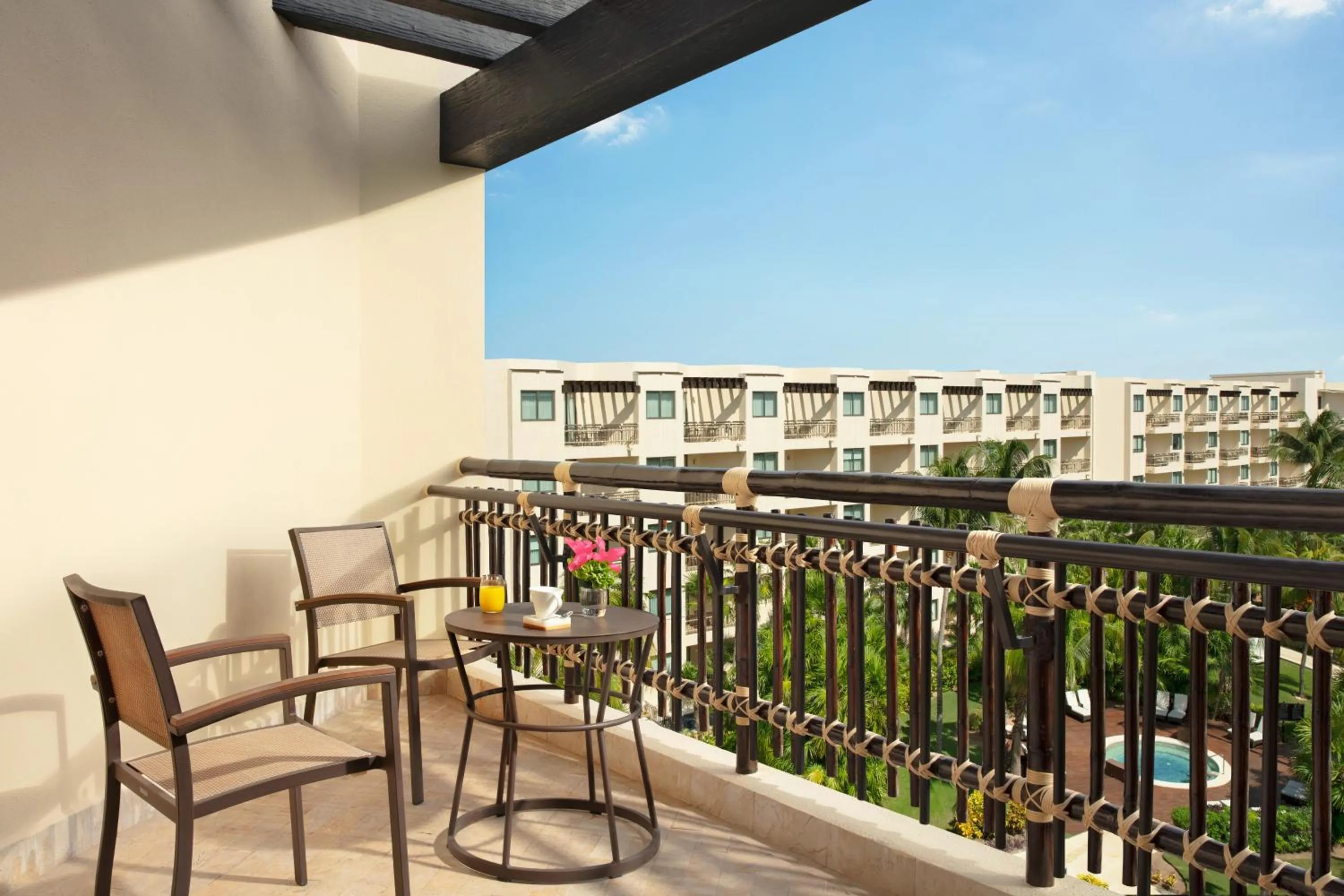 Premium Deluxe Tropical and Garden View (King bed) - single occupancy in Dreams Riviera Cancun Resort & Spa - All Inclusive