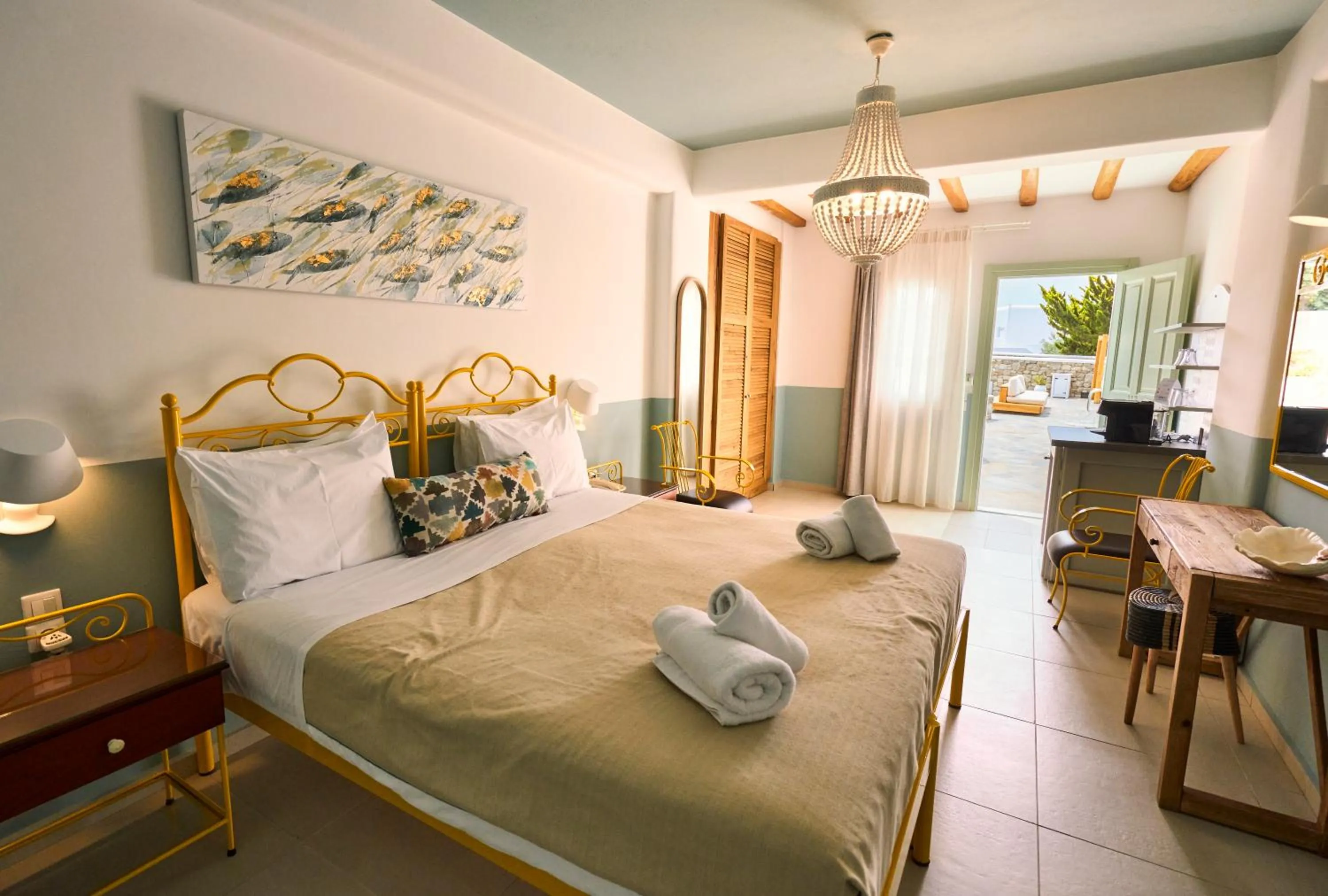 Superior Twin Room with Pool View in Bellissimo Resort