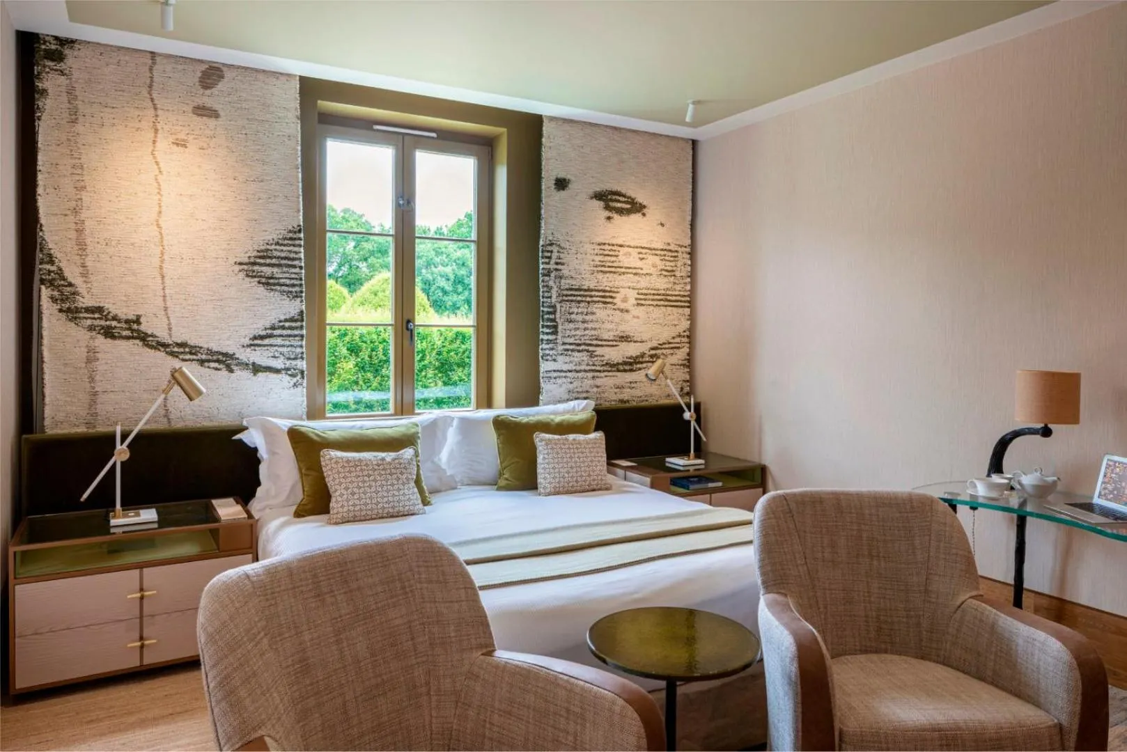 Superior King West Wing in The Grove