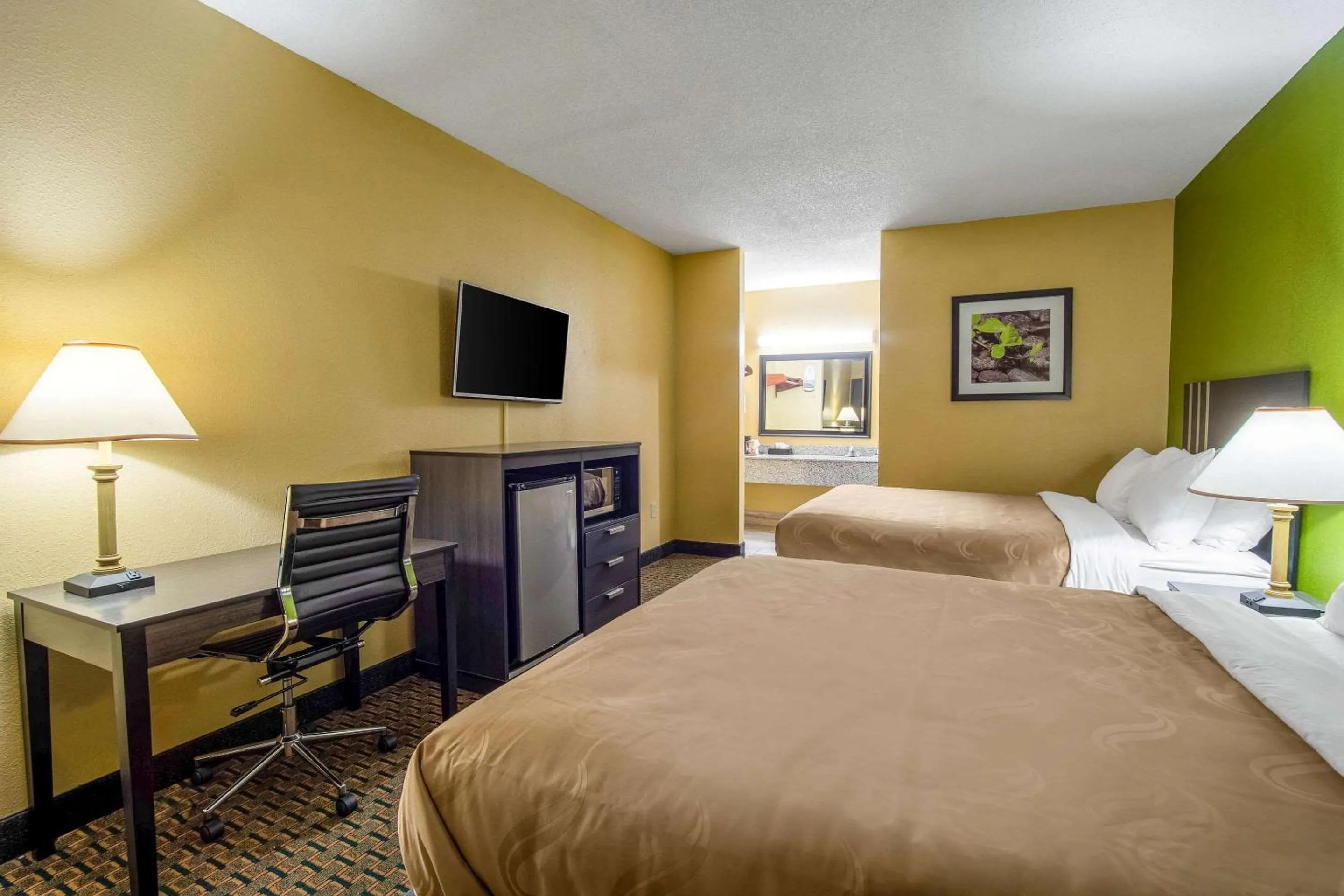 Queen Room with Two Queen Beds - Non-Smoking in Quality Inn West Columbia - Cayce