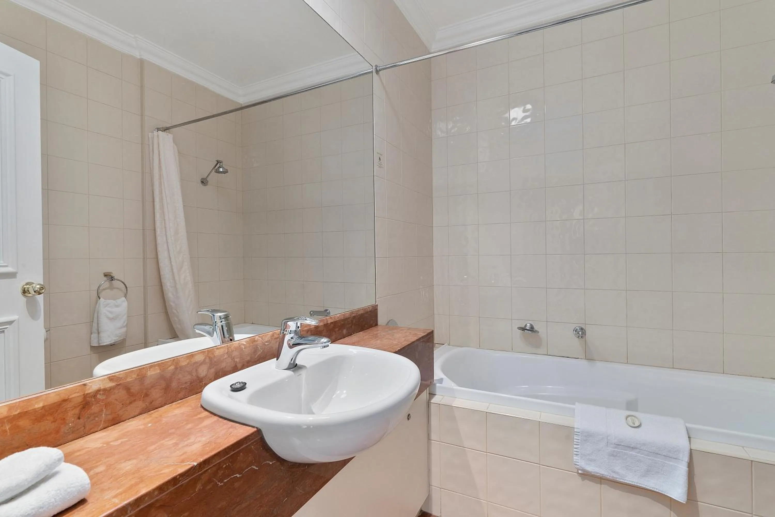 Superior Room in Quality Hotel Parklake Shepparton