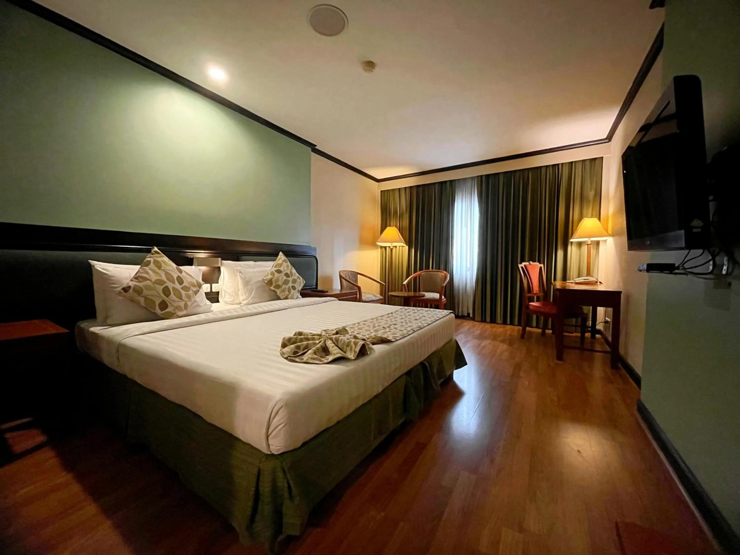Deluxe Premium King Room in Arawana Regency Park Sukhumvit