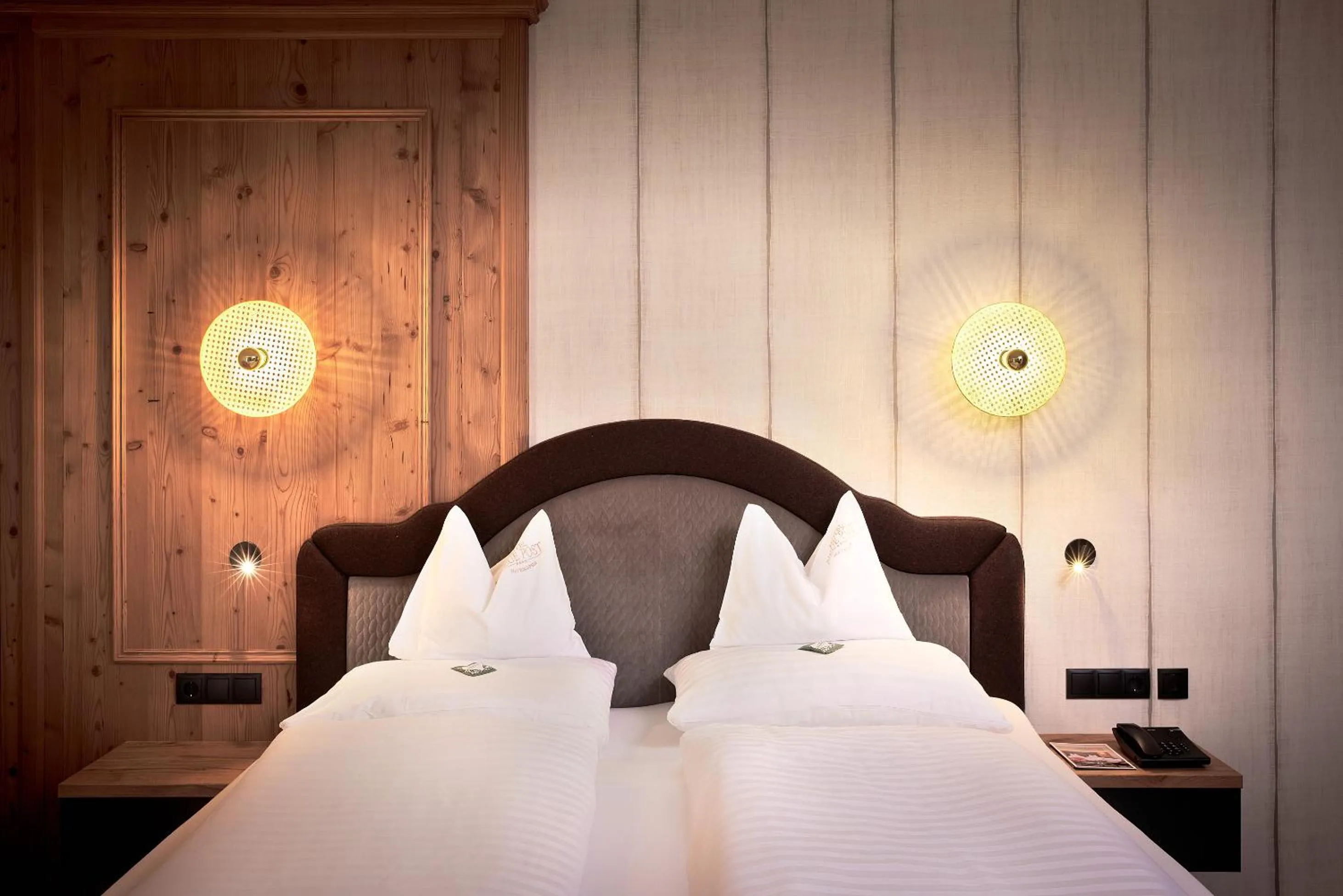 Deluxe Double Room with Balcony in Hotel Neue Post