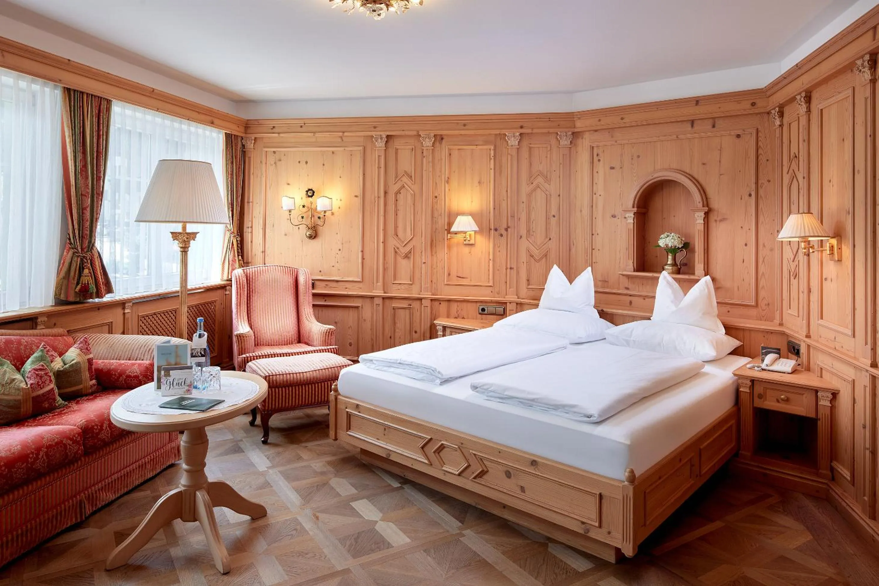 Junior Suite (2 Adults) with Balcony - single occupancy in Hotel Neue Post