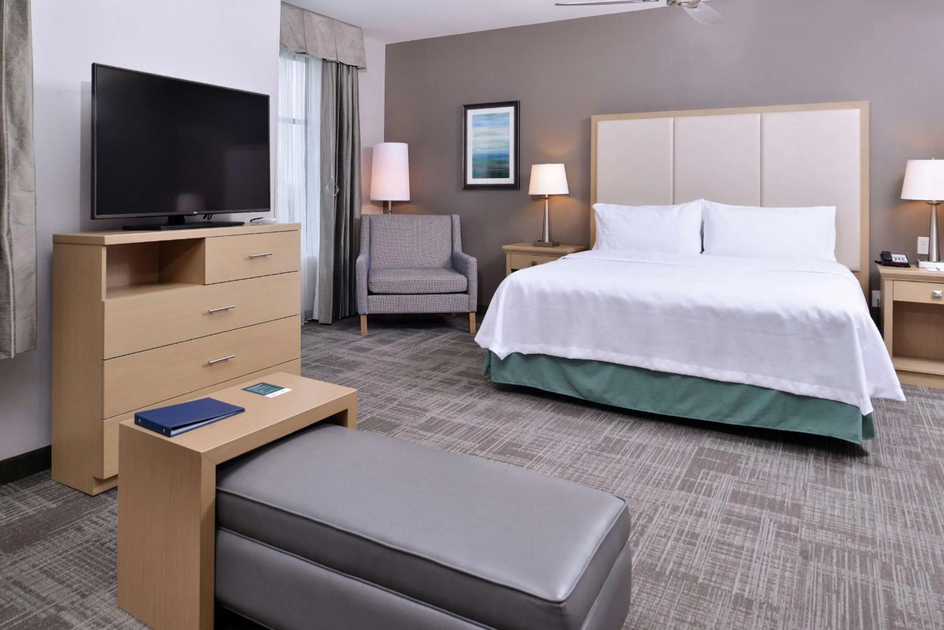 King Studio Suite - Mobility Access/Non-Smoking in Homewood Suites Des Moines Airport