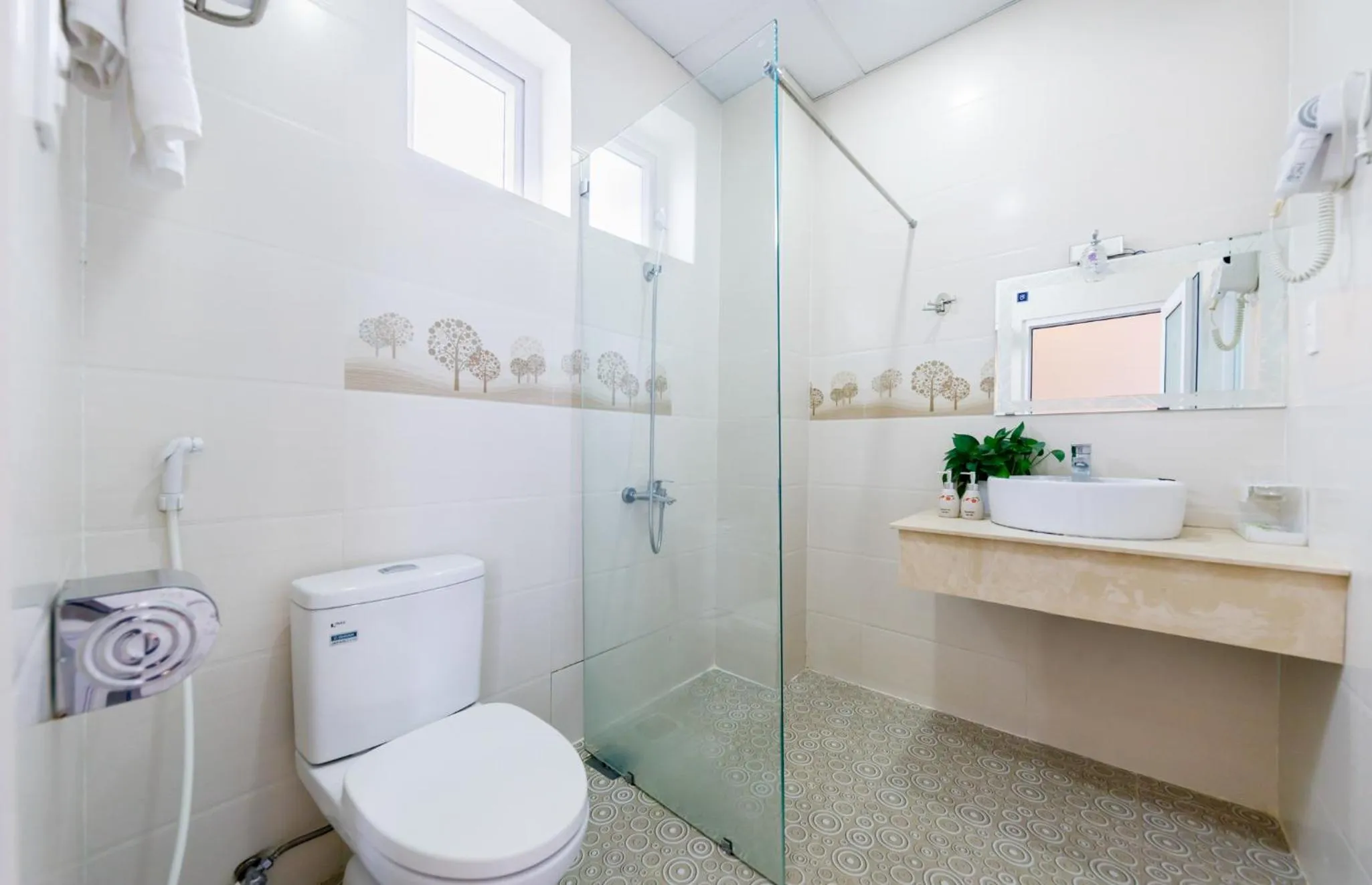 Deluxe Double Room in Golden Bee Hotel