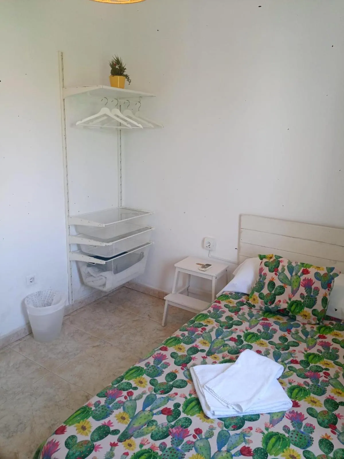 Single Room in La Moraga de Poniente Malaga Hostel