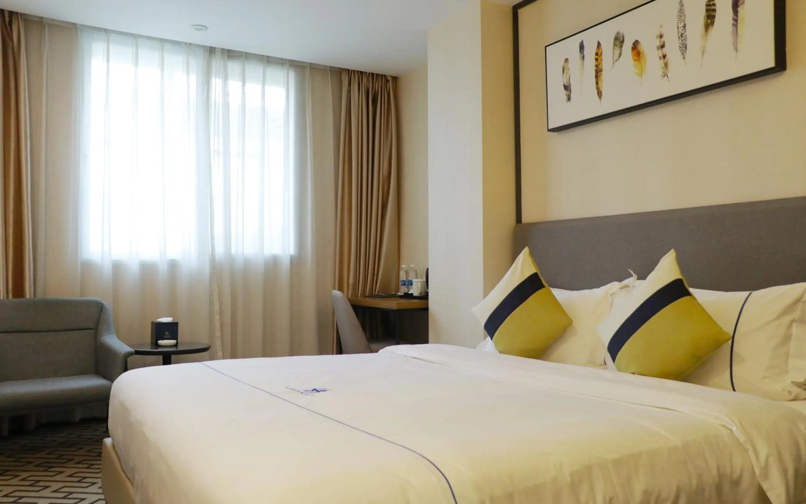 Standard Double Room in Guangzhou Homies Hotel