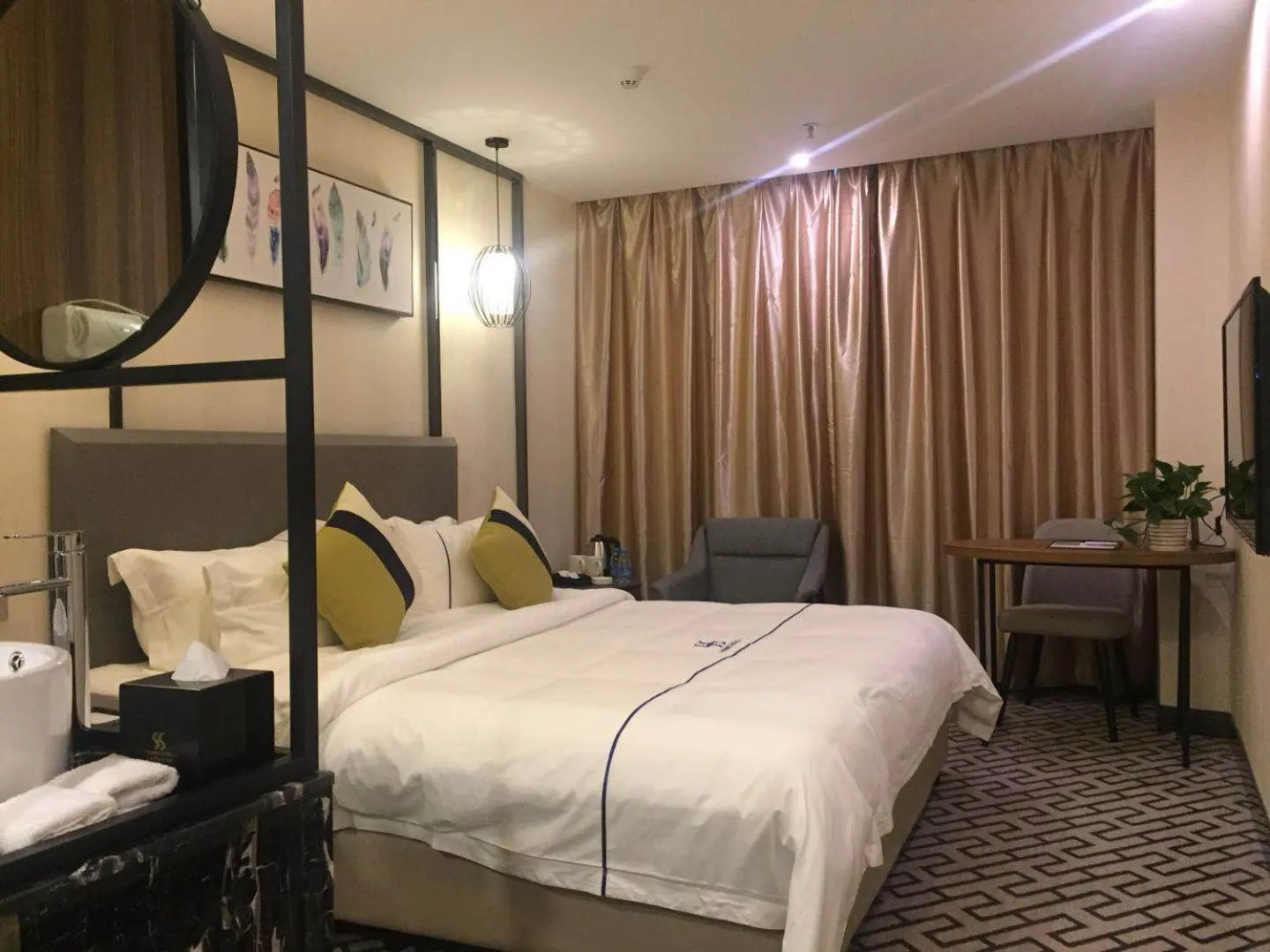 Standard Double Room in Guangzhou Homies Hotel