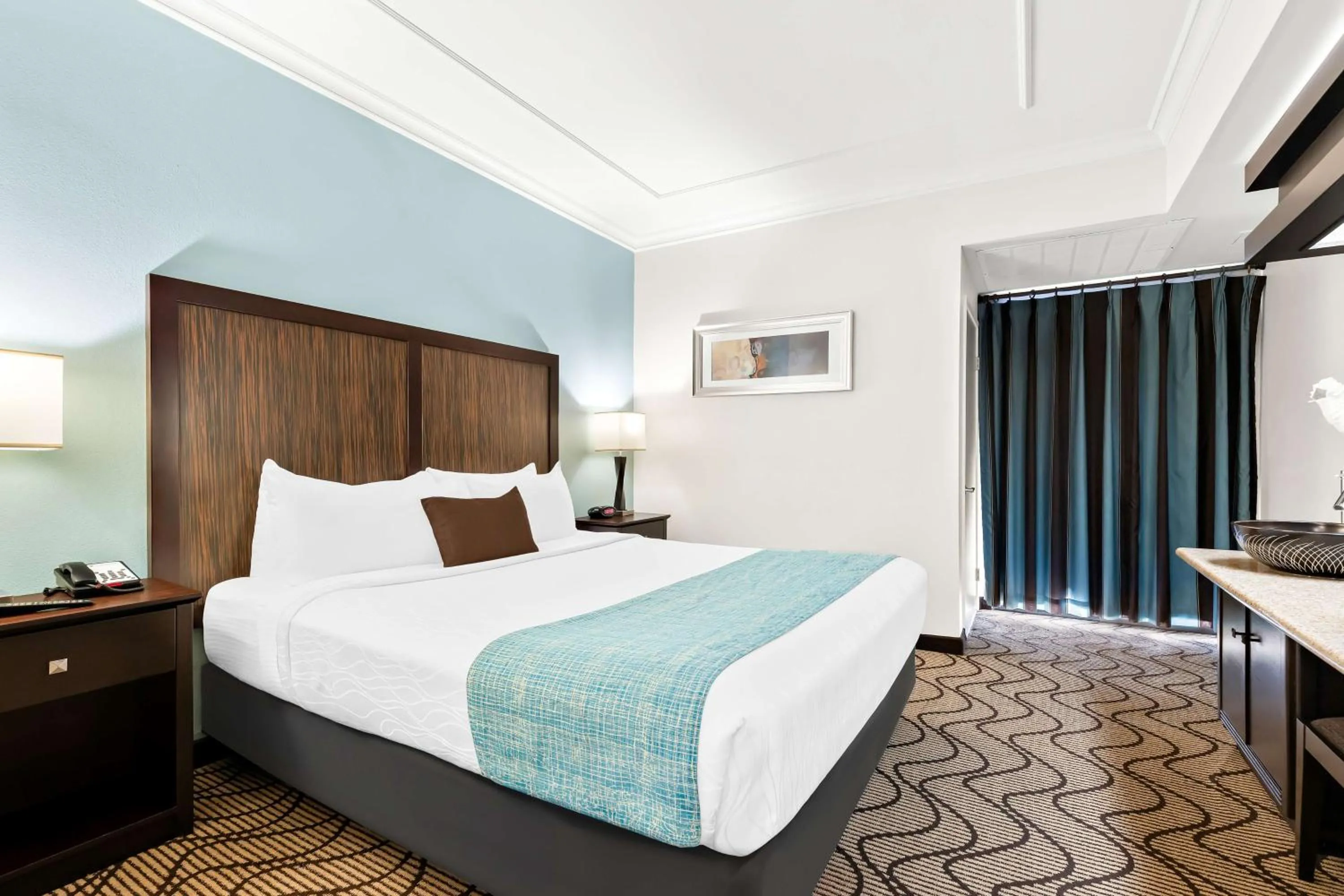 King Suite with Sofa Bed - Non-Smoking in Best Western Plus Irvine Spectrum Hotel