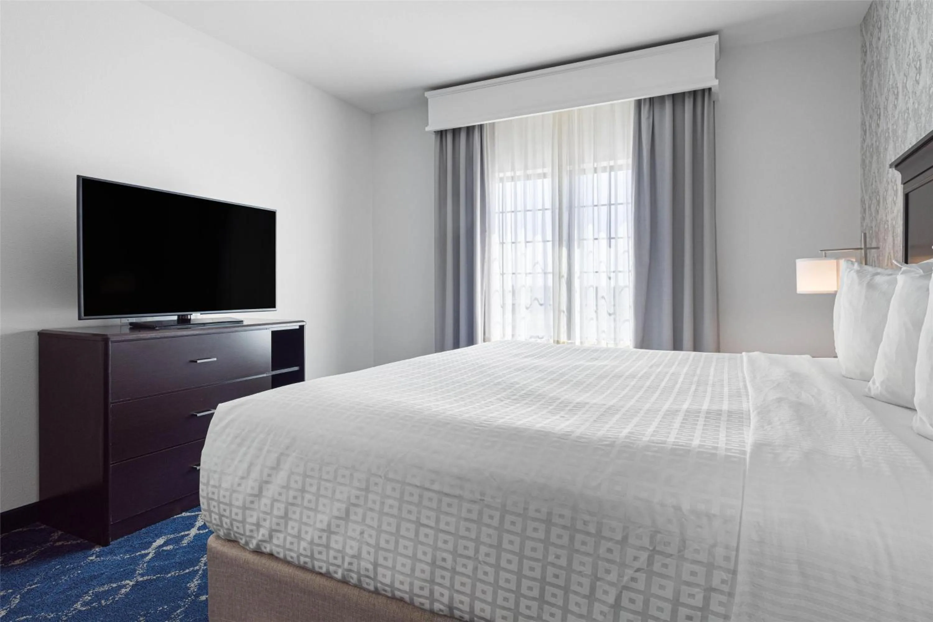 King Room in Best Western Plus New Richmond Inn & Suites