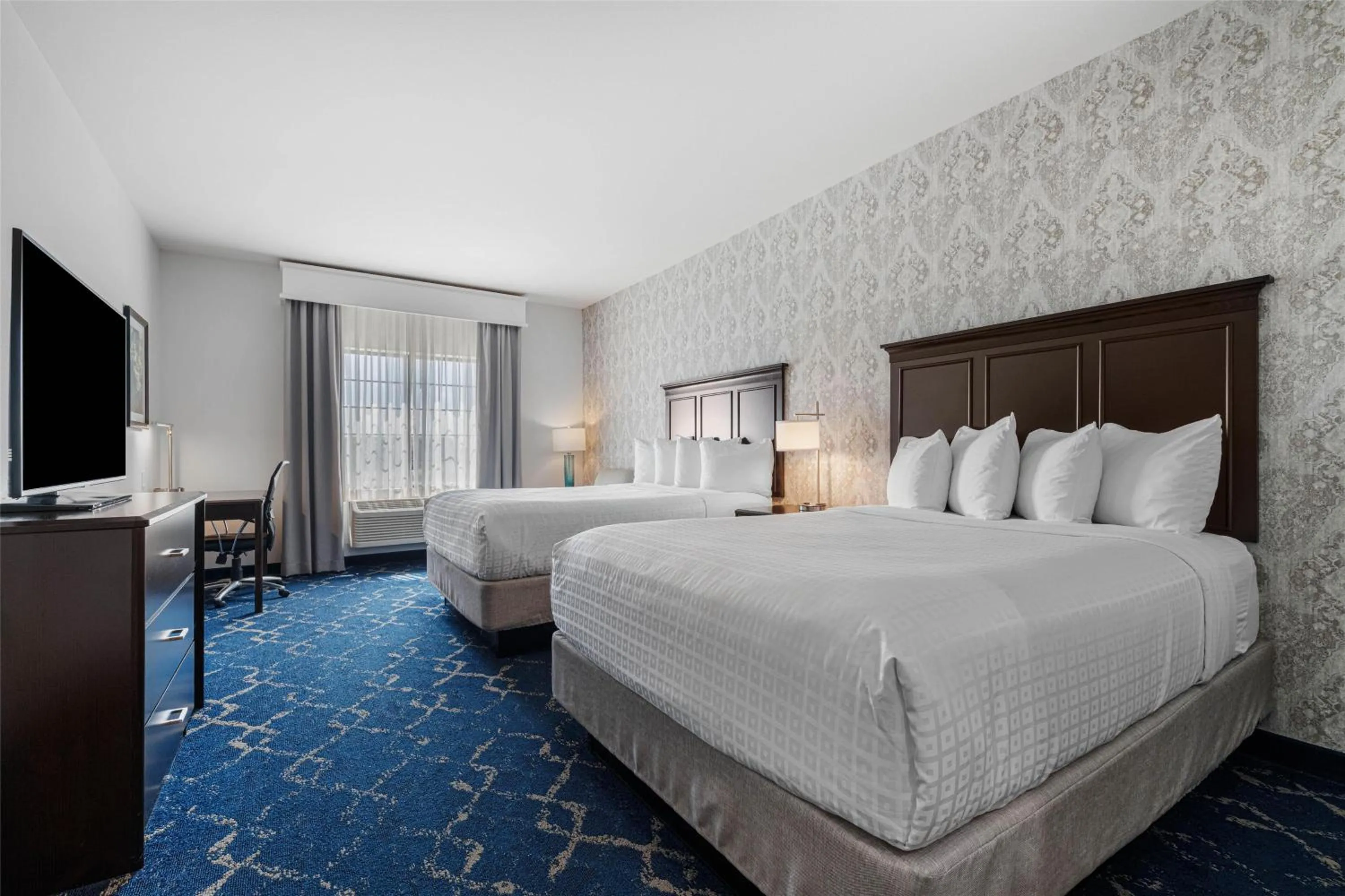 Queen Room with Two Queen Beds in Best Western Plus New Richmond Inn & Suites