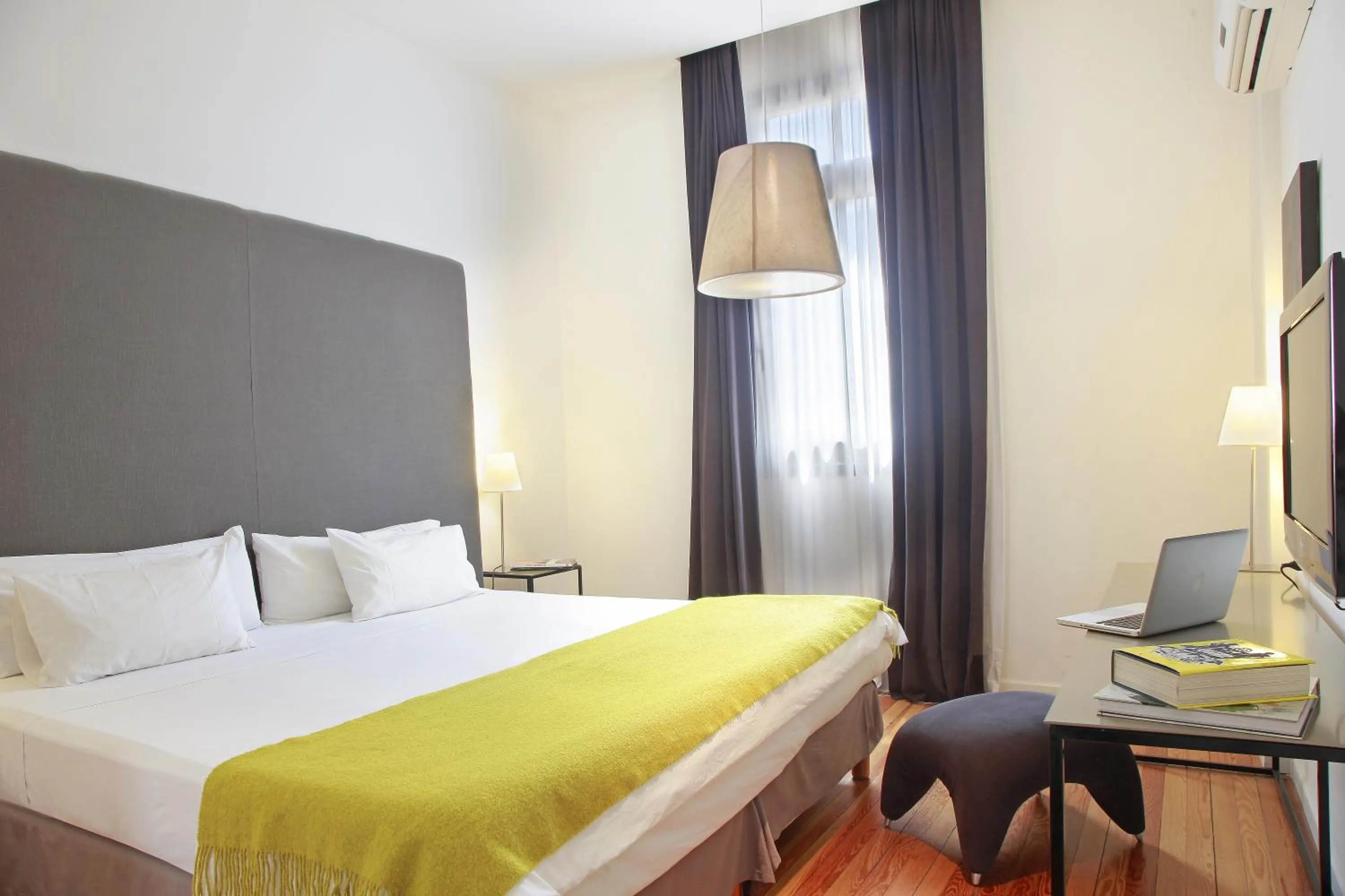 King Suite - Non-Smoking in Esplendor by Wyndham Montevideo Cervantes