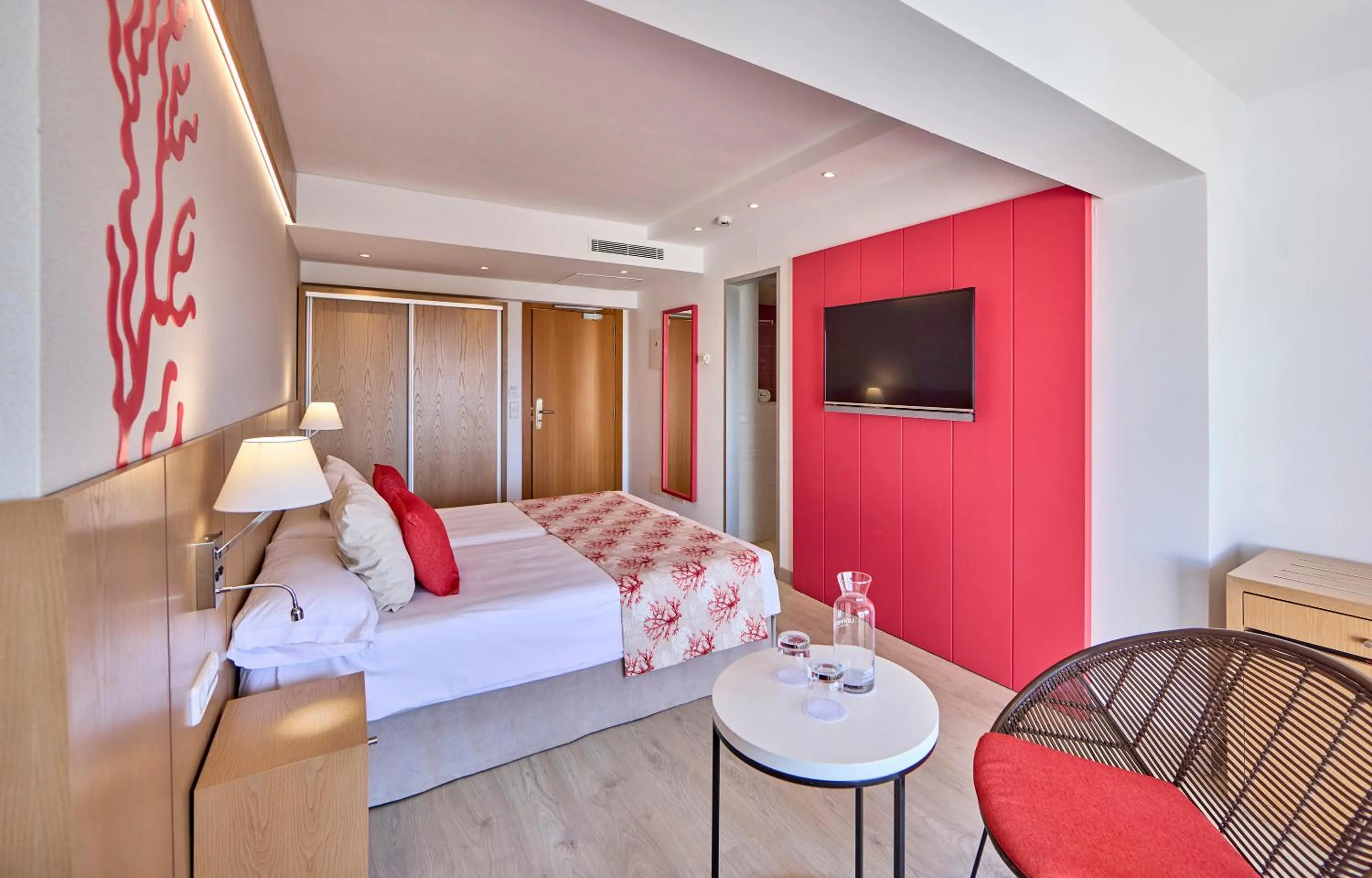 Superior Room with Terrace and Side Sea Views. in Universal Hotel Perla