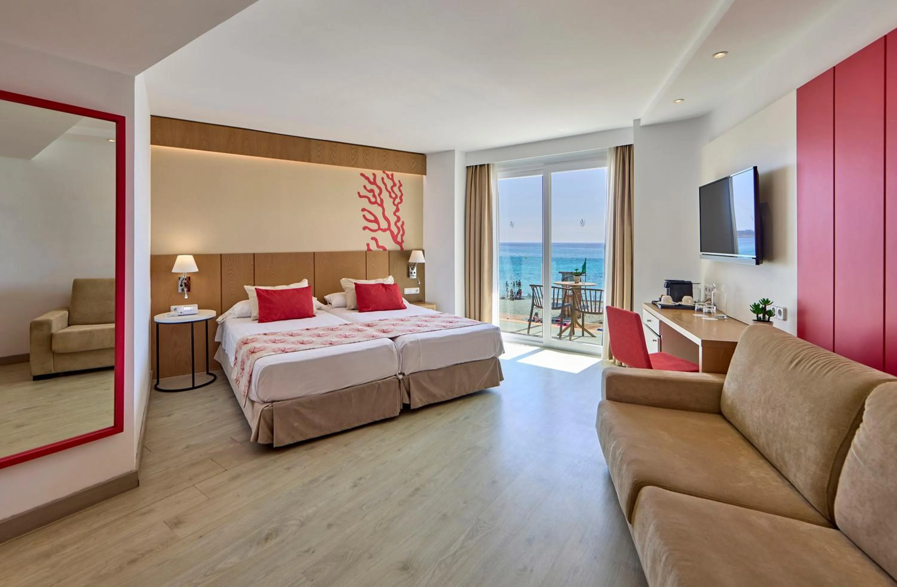 Superior Room with Frontal Sea Views in Universal Hotel Perla