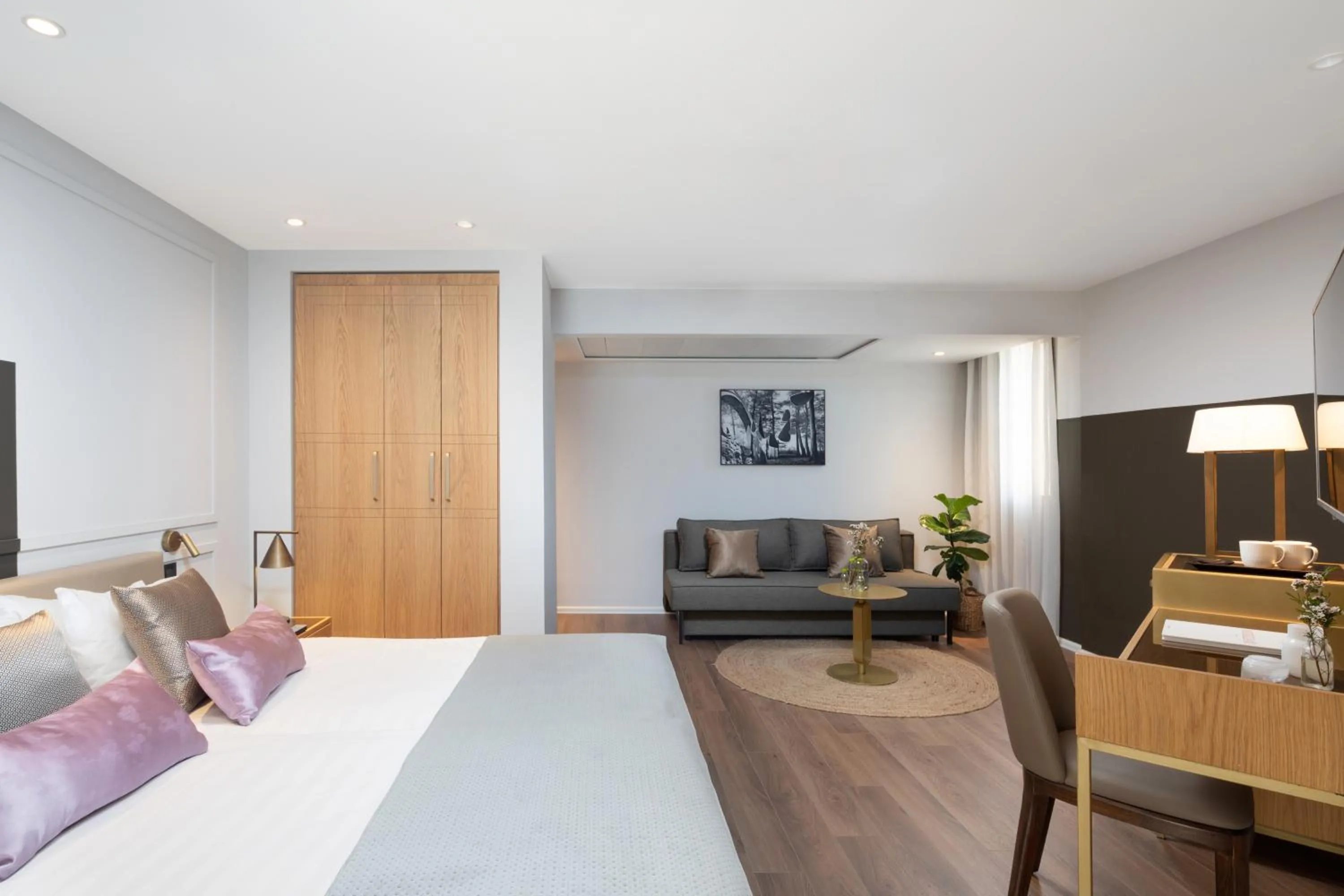 Grand Deluxe Room in Cassia Hotel Jerusalem