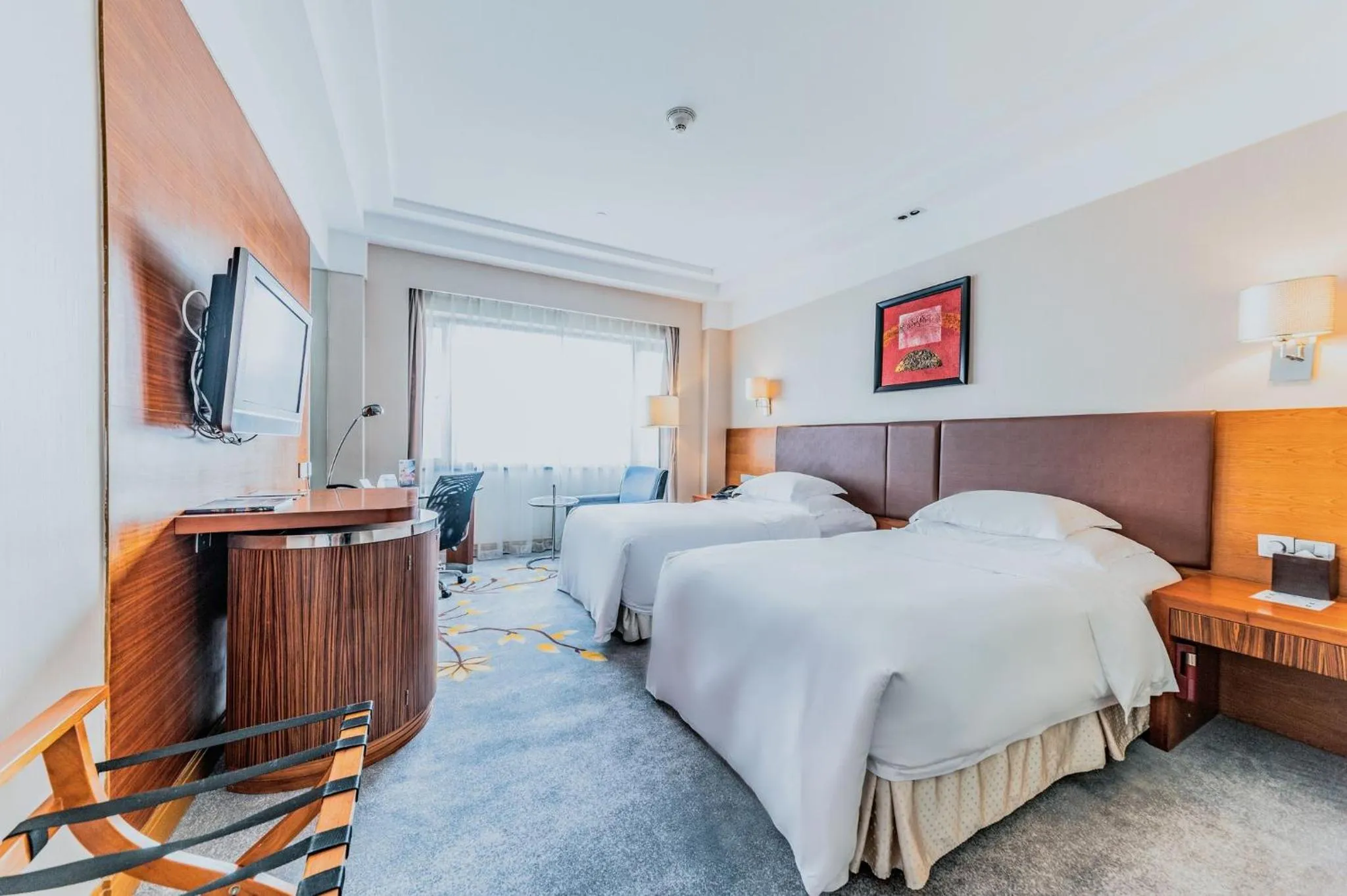 Standard Twin Room in Crowne Plaza City Center Ningbo by IHG - Near Ningbo Railway Station