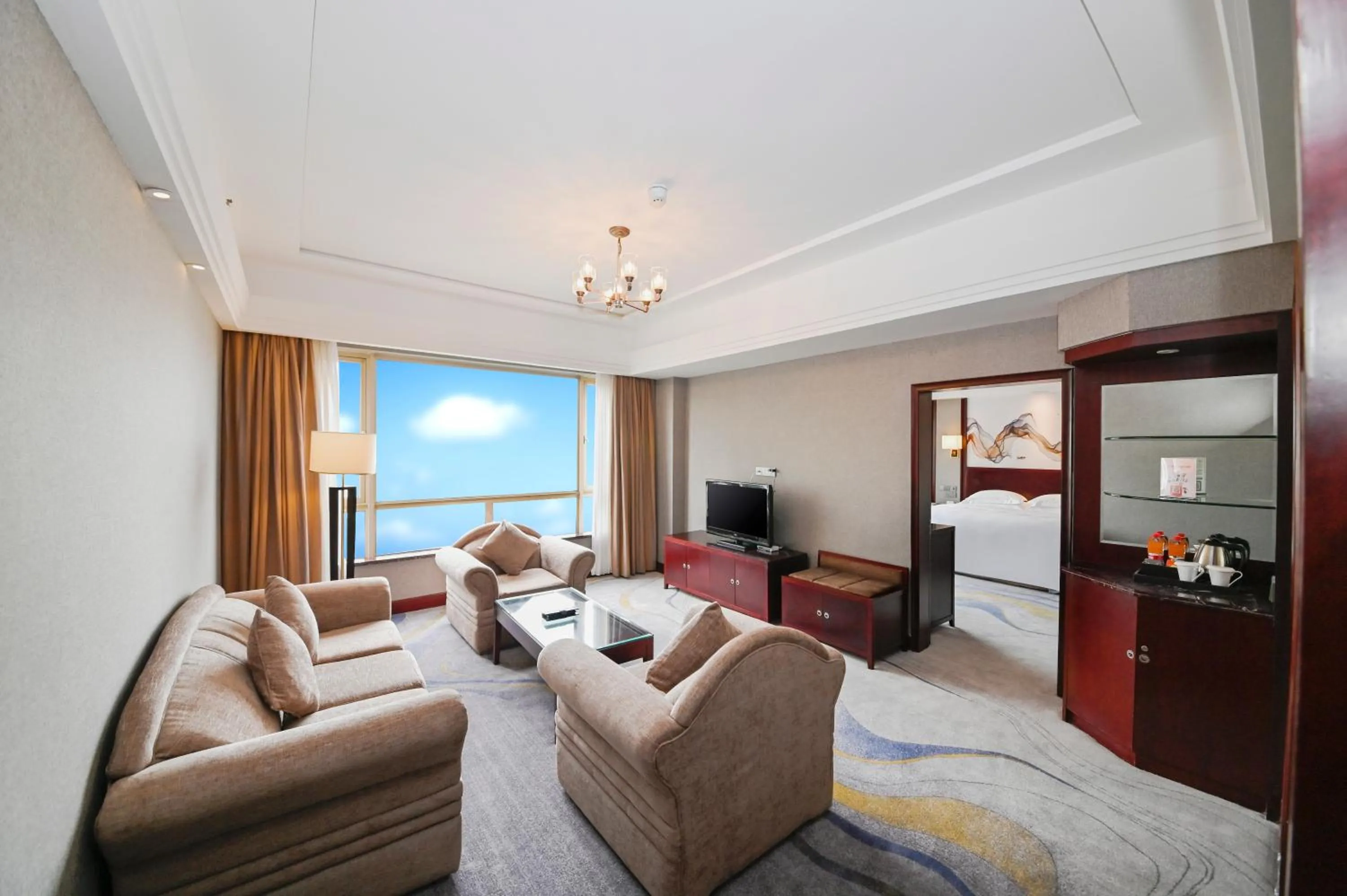 Deluxe King Suite - Non-Smoking in Crowne Plaza City Center Ningbo by IHG - Near Ningbo Railway Station