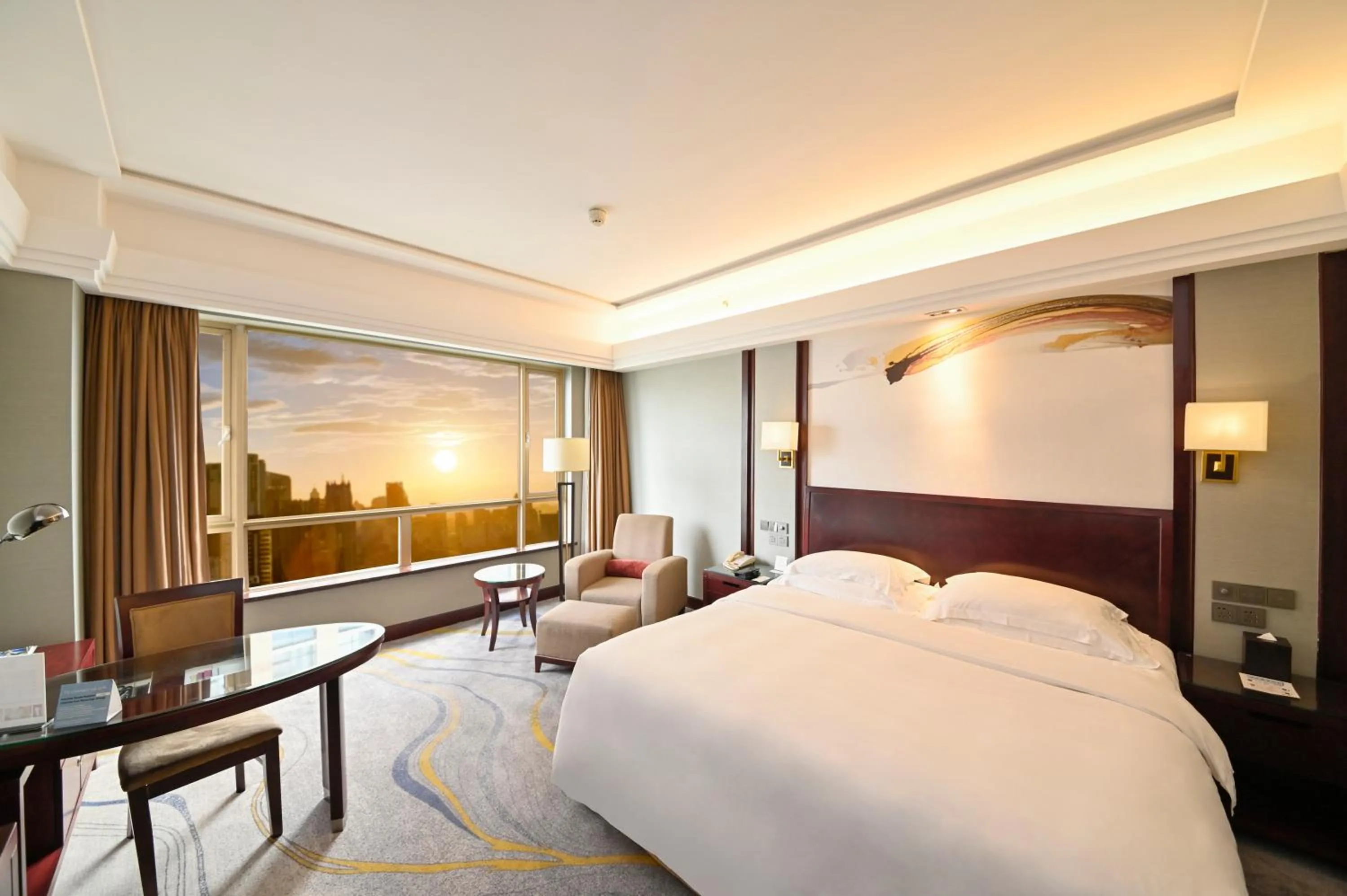 Standard King Room - Non-Smoking  in Crowne Plaza City Center Ningbo by IHG - Near Ningbo Railway Station
