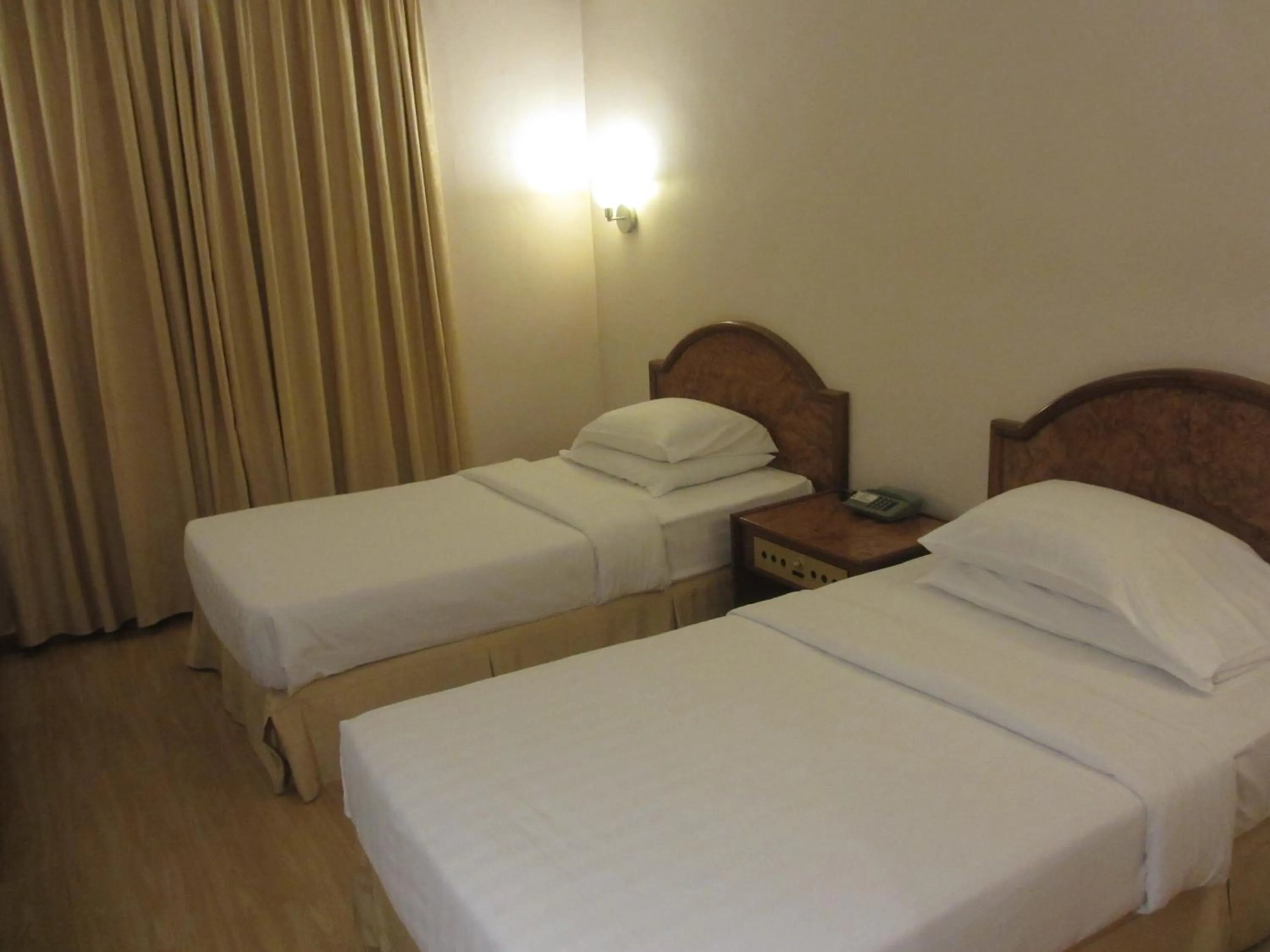 Standard Twin Room in Sanbay Hotel