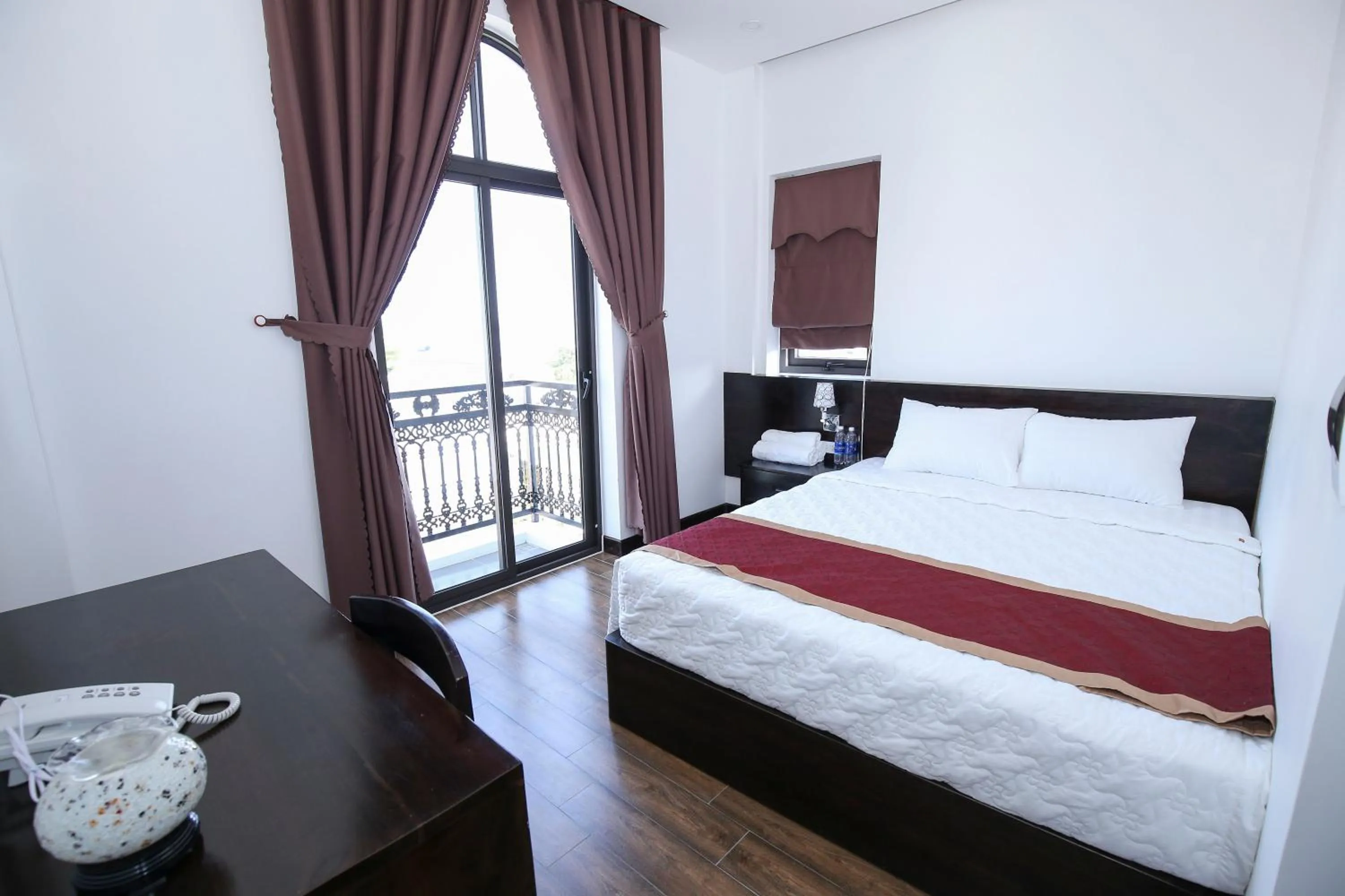 Double Room in Thanh Vy Hotel