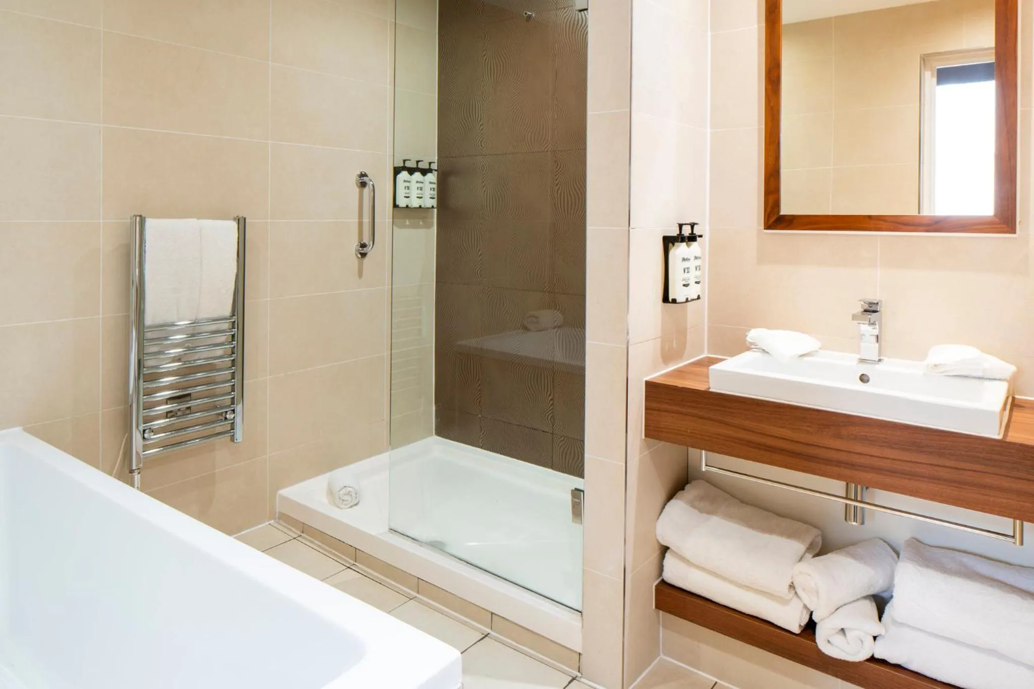 Standard King Room with Two King Beds in Hotel Indigo Edinburgh by IHG