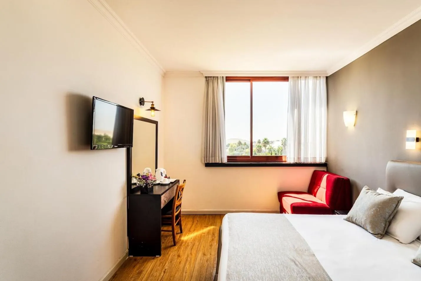 Comfort Double or Twin Room - single occupancy in Inbar Hotel
