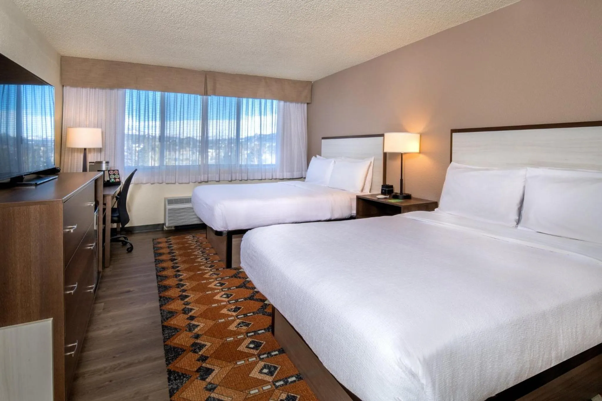 Deluxe Queen Room with Two Queen Beds in Holiday Inn Estes Park by IHG