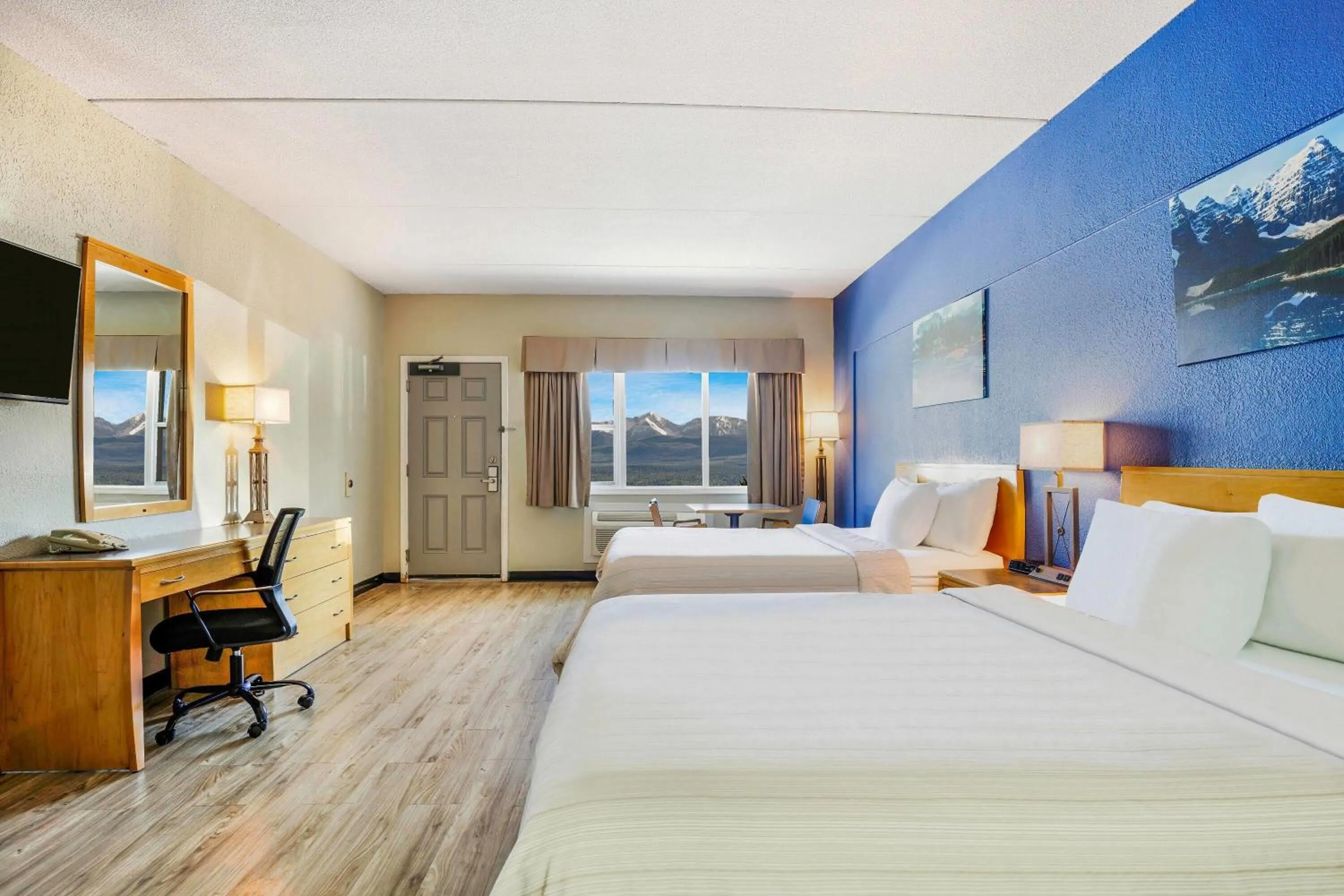 Queen Room with Two Queen Beds - Pet Friendly in Days Inn by Wyndham Golden