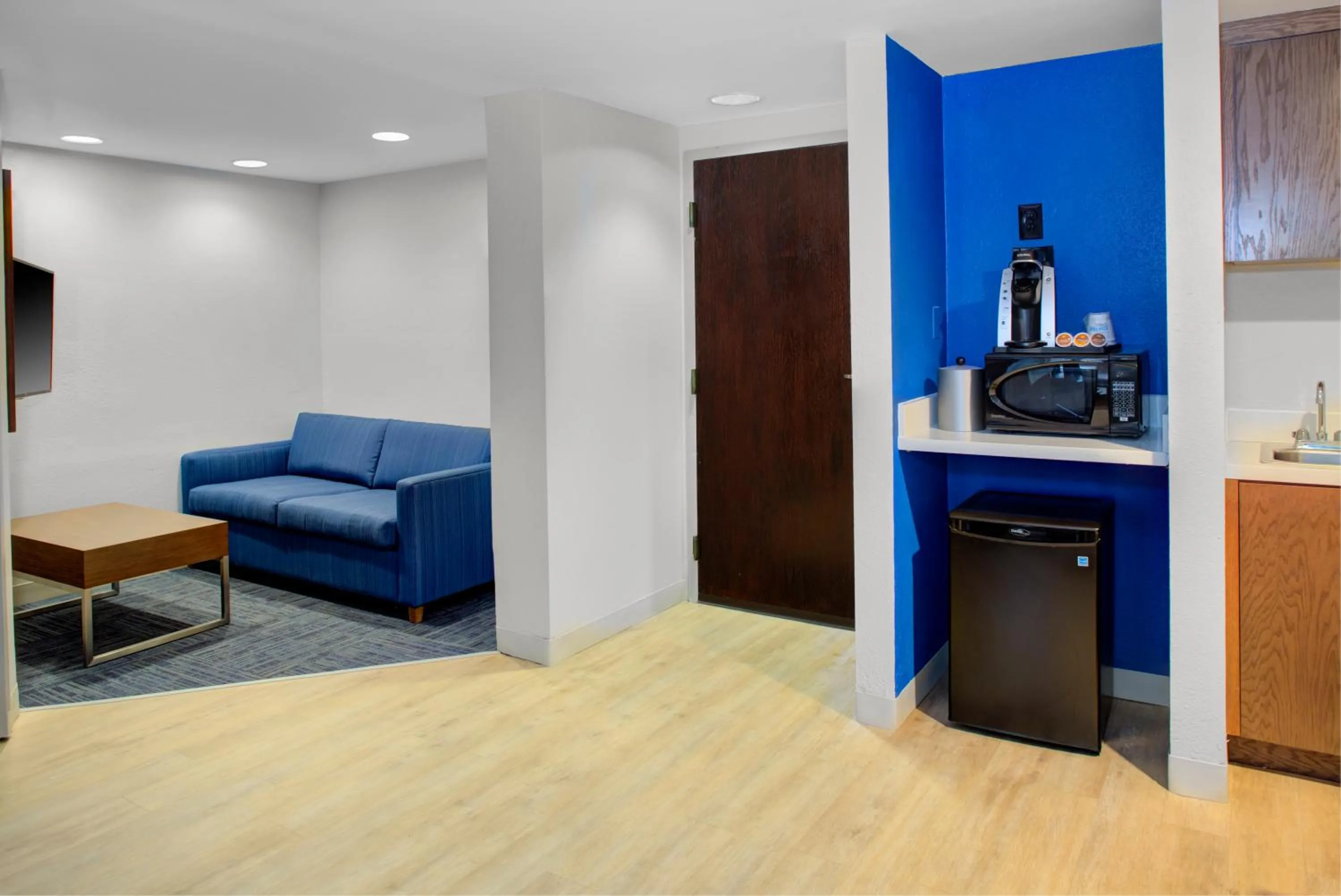 King Suite with Sofa Bed in Holiday Inn Express - Chester by IHG