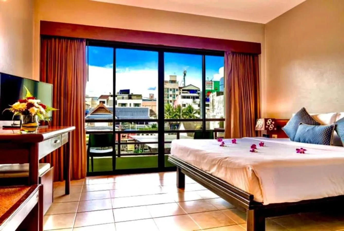 Standard Room in C &amp; N Hotel Patong, Phuket