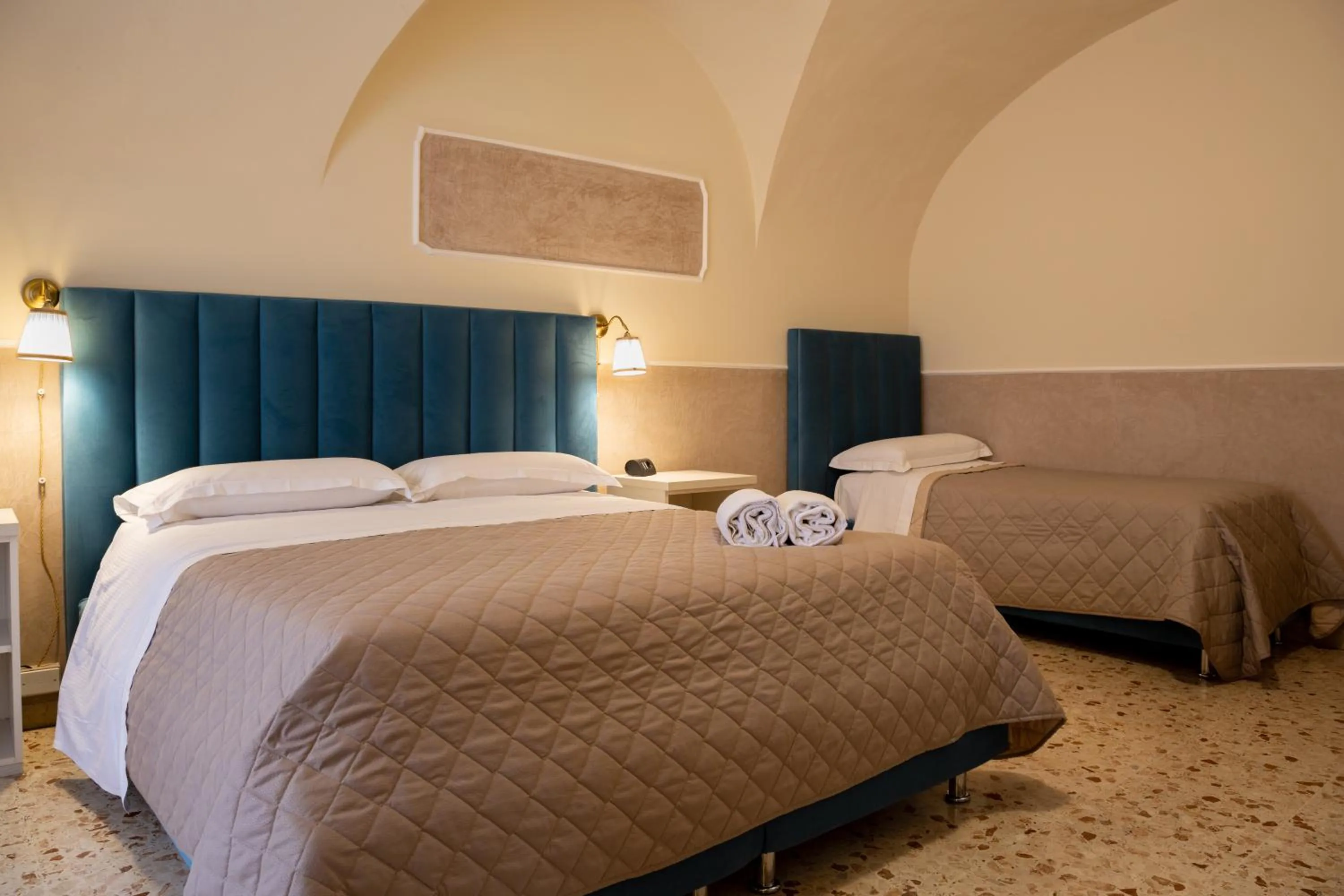 Standard Triple Room - single occupancy in Il Gattopardo House
