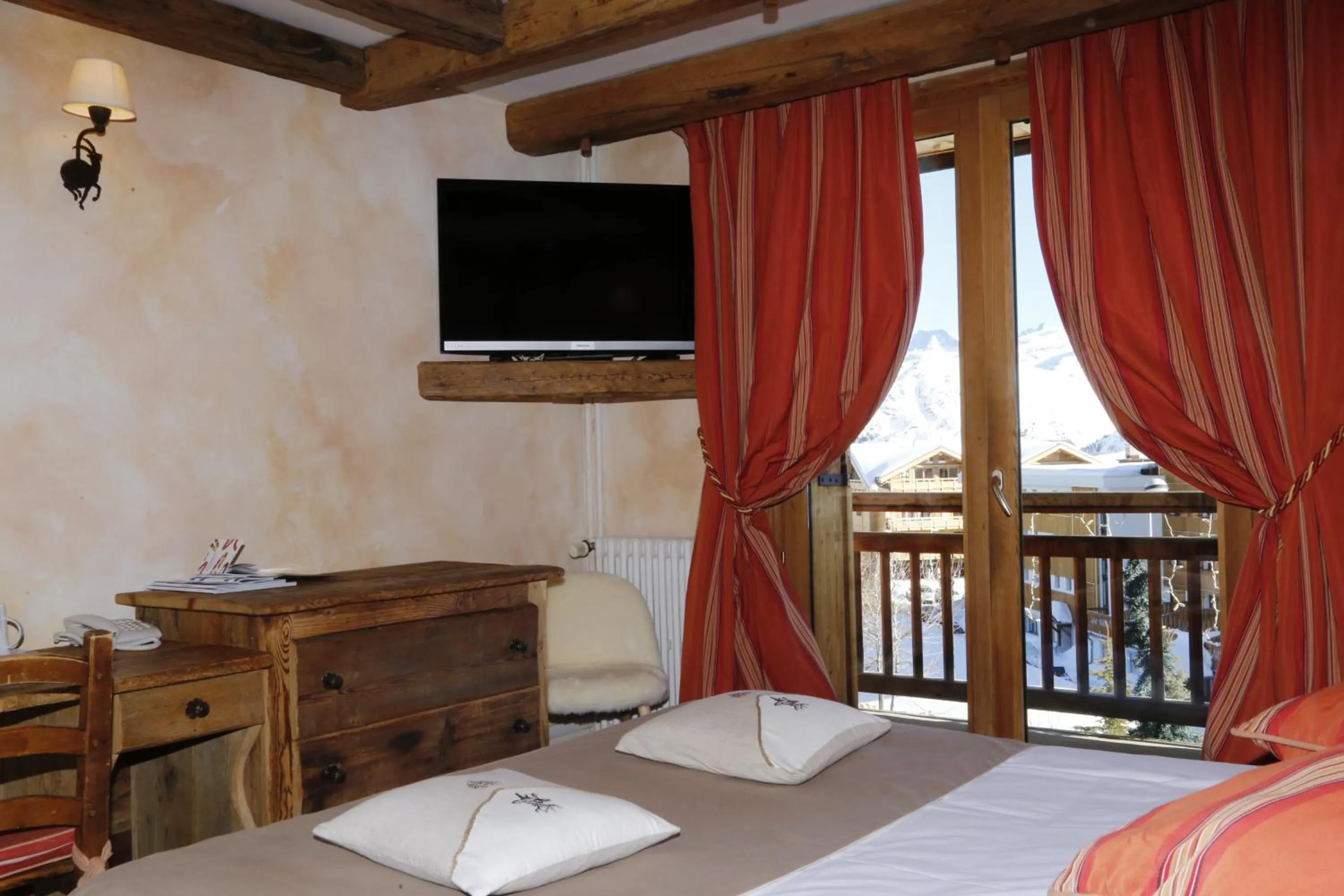 Superior Double or Twin Room with Balcony in Alp'azur