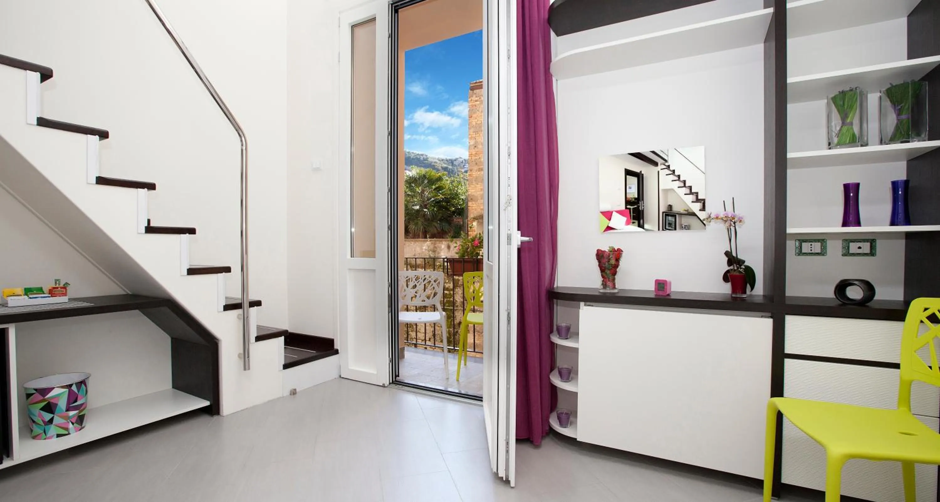 Superior Triple Room - Split Level in Sorrento Flats