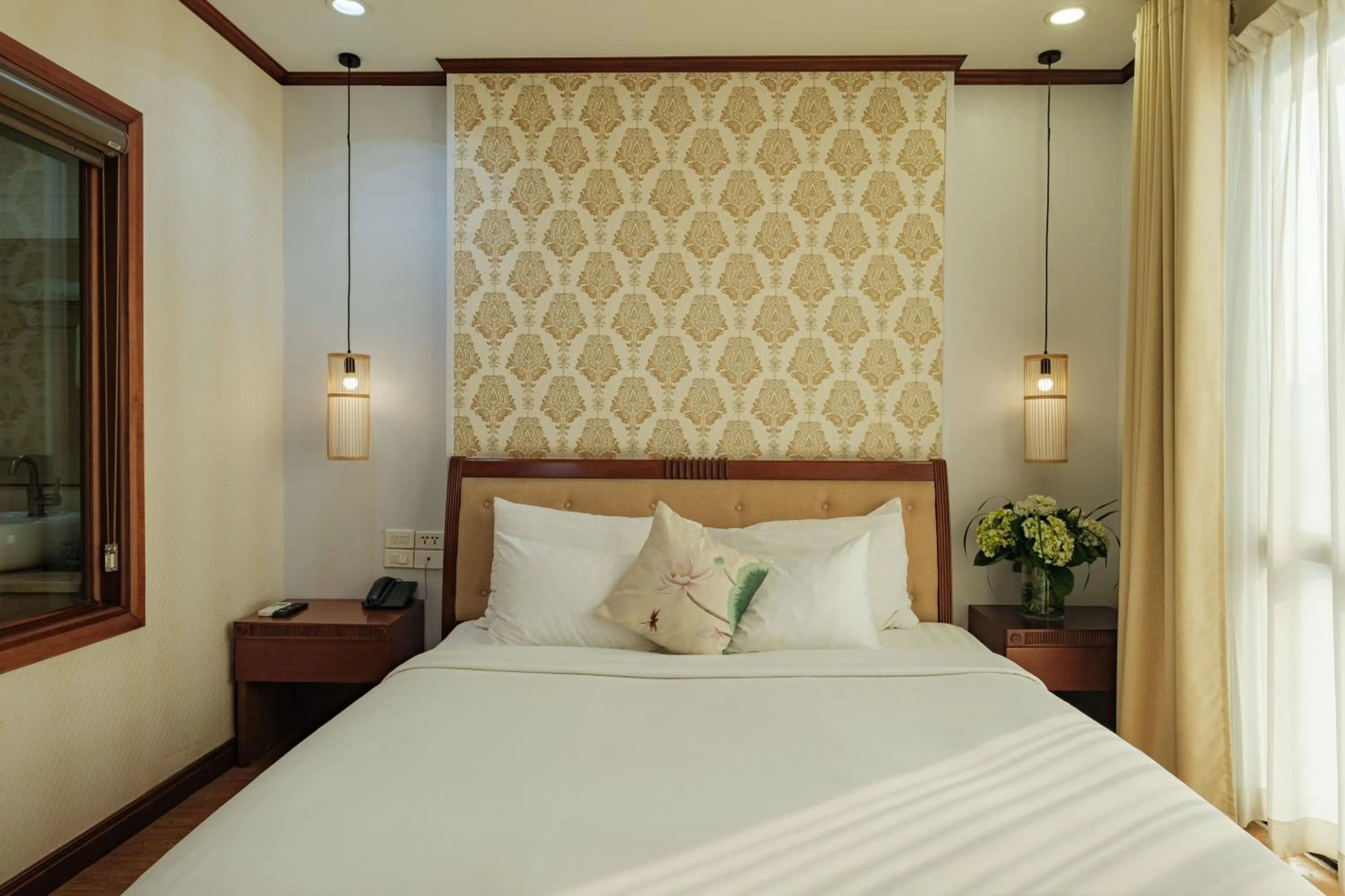 Standard King Room in Sunset Westlake Hanoi Hotel