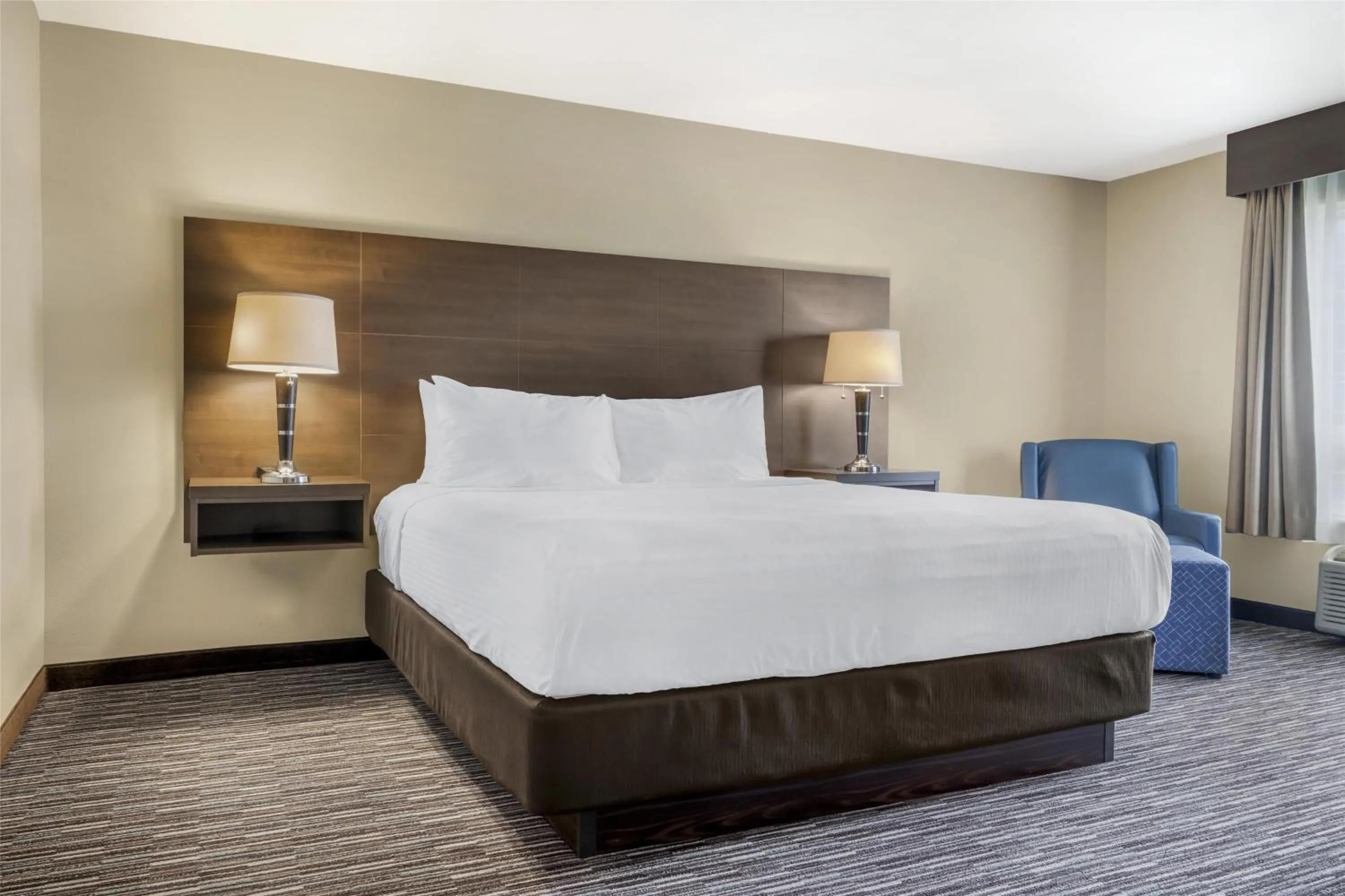 King Room with Roll-In Shower - Mobility Access in BEST WESTERN PLUS Saint John Hotel & Suites